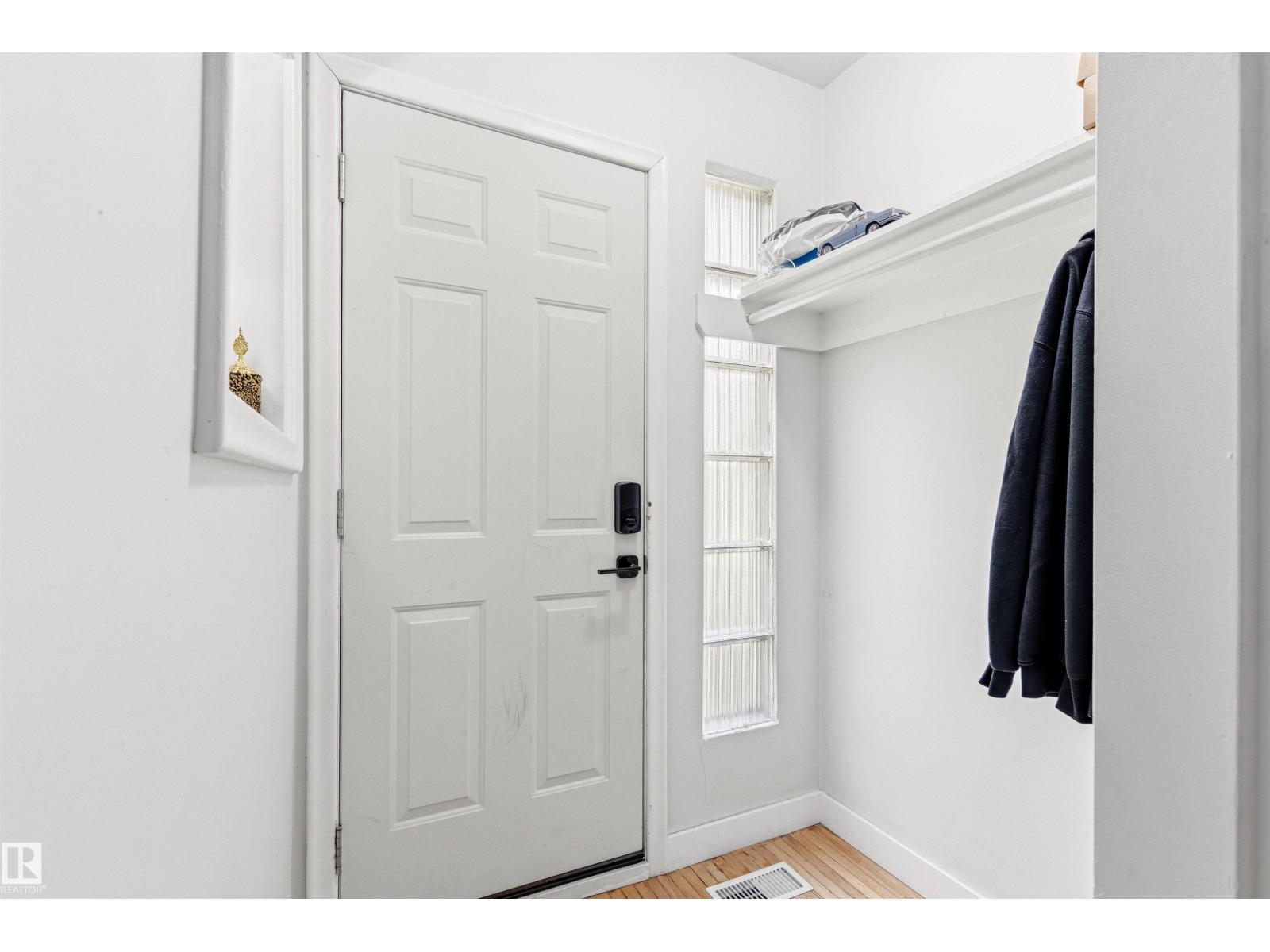 11115 11117 116 ST NW - 8