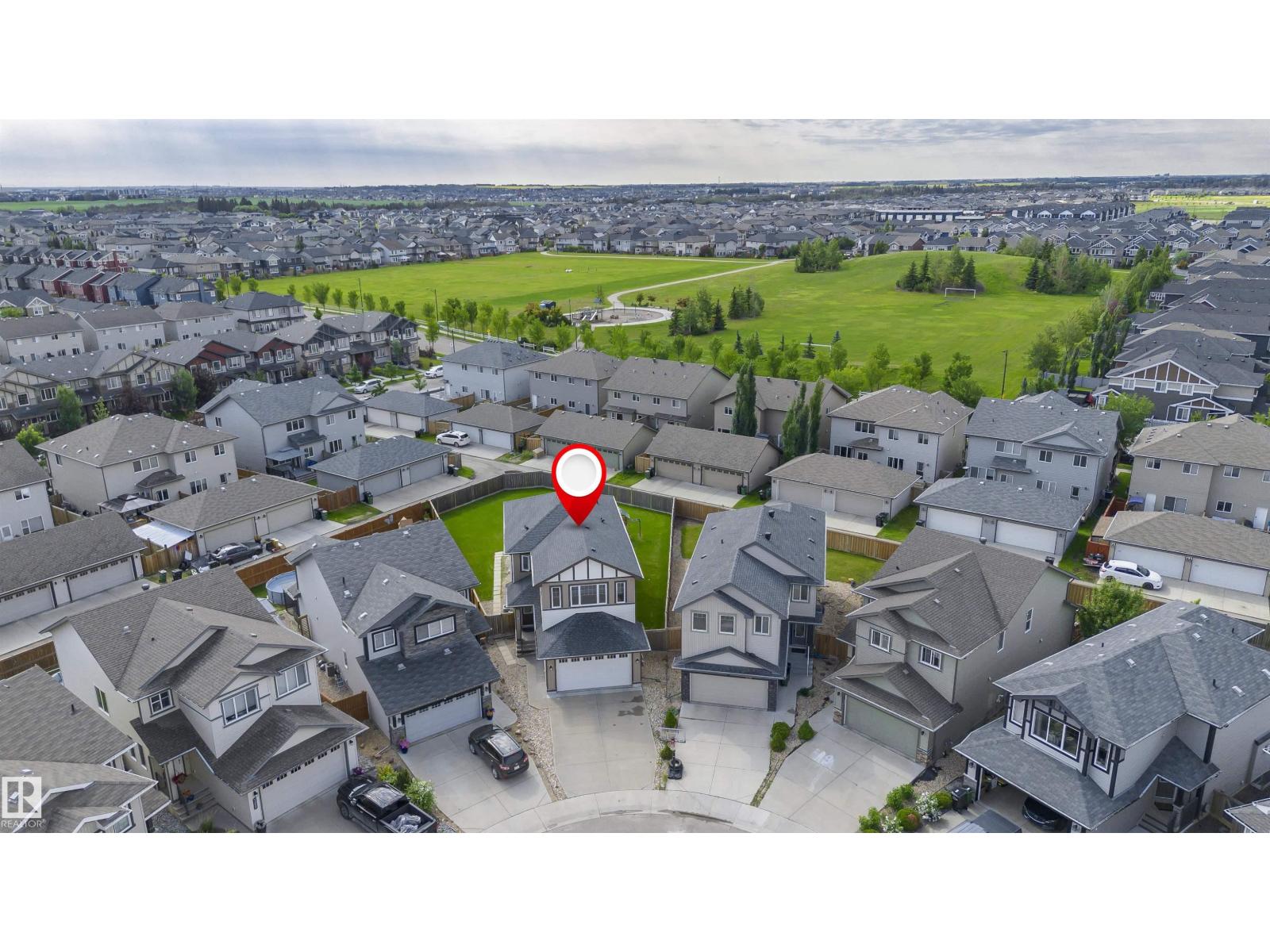 1235 164 ST SW - 1