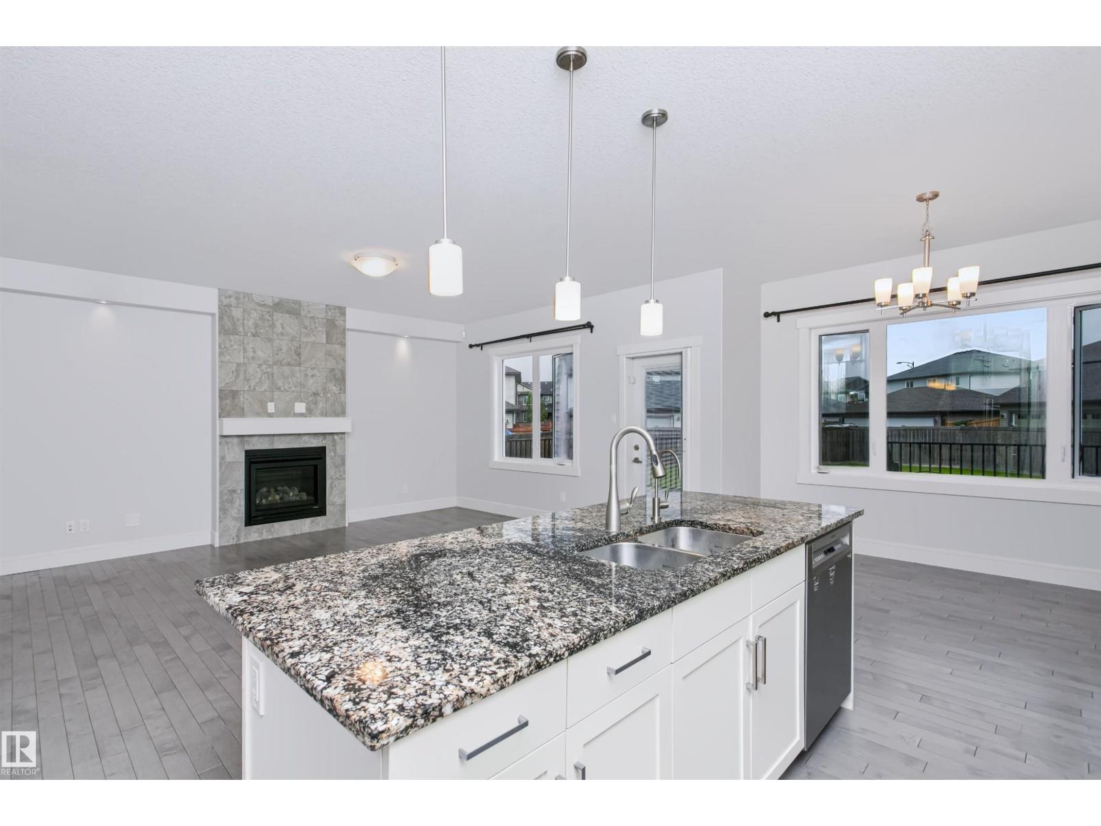 1235 164 ST SW - 19