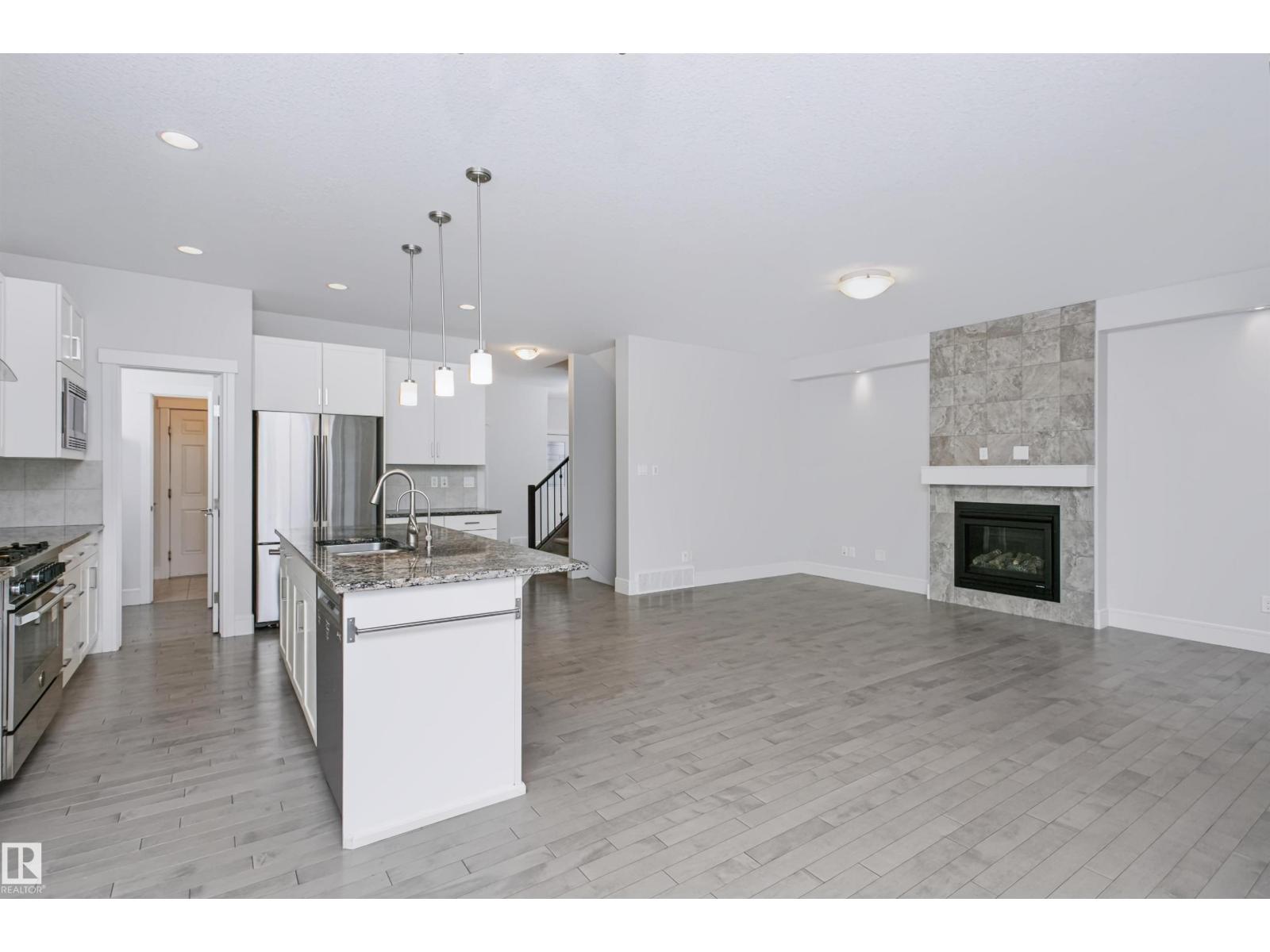 1235 164 ST SW - 22