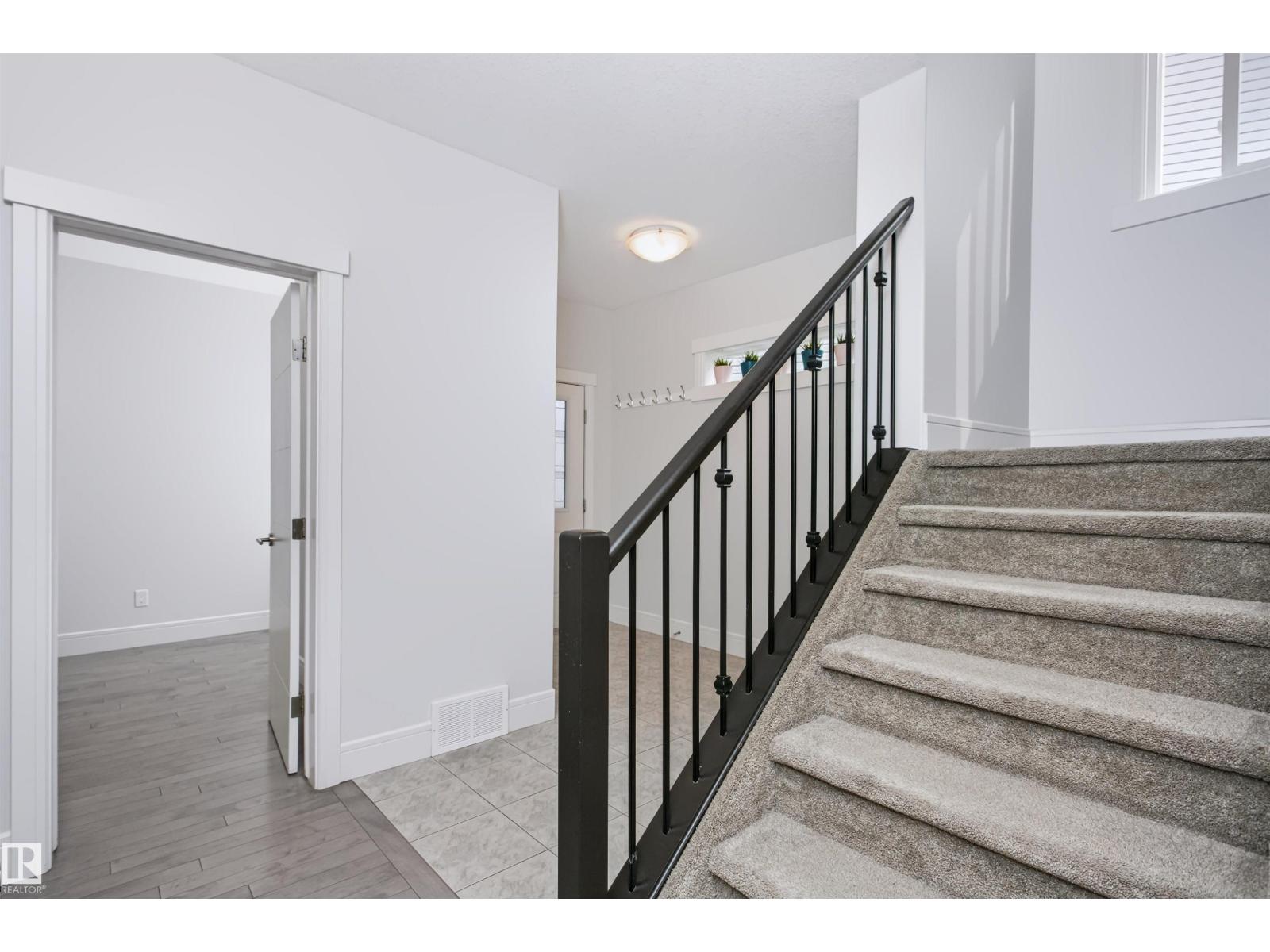 1235 164 ST SW - 8