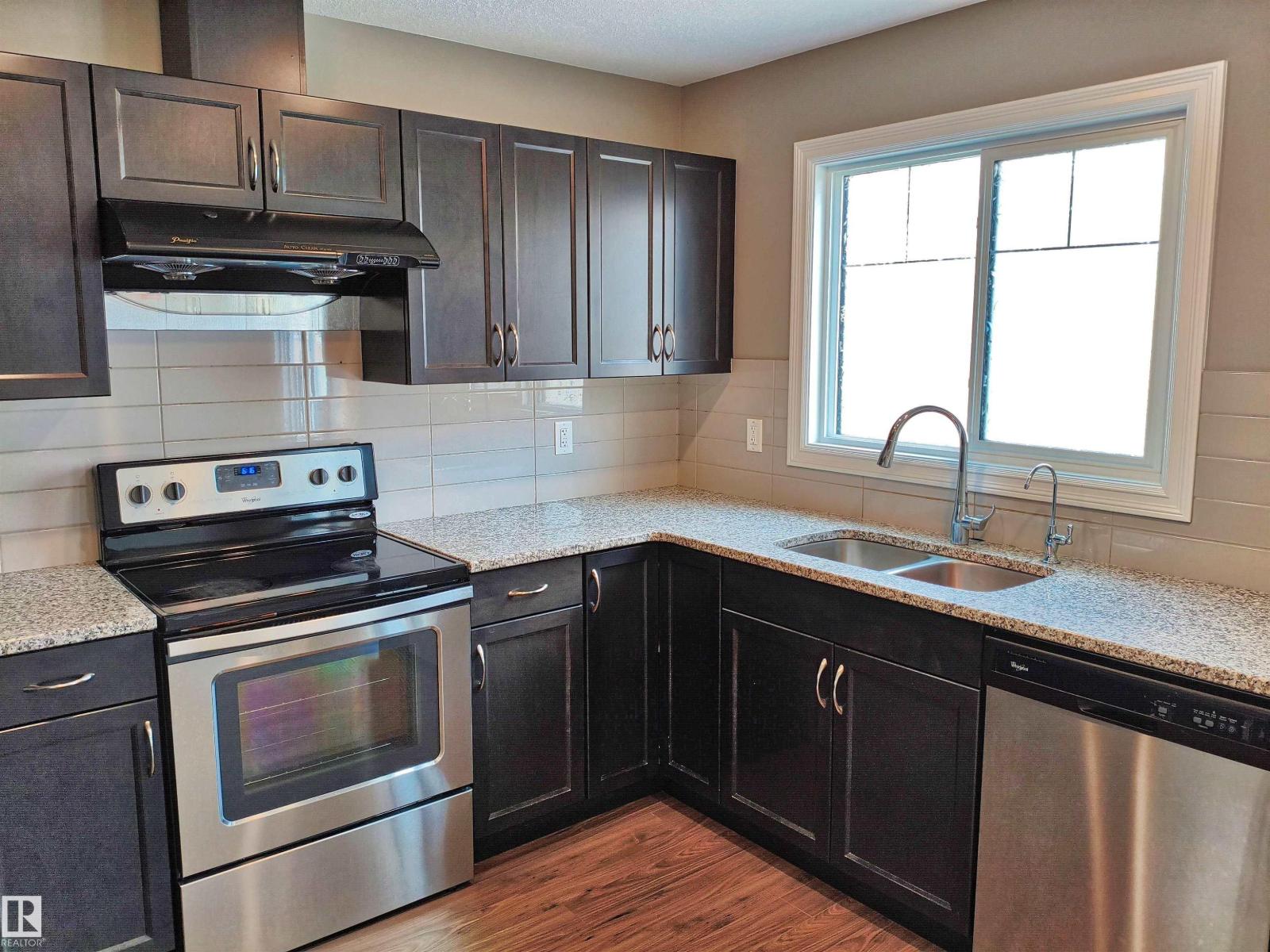 #23 1508 105 ST NW - 12