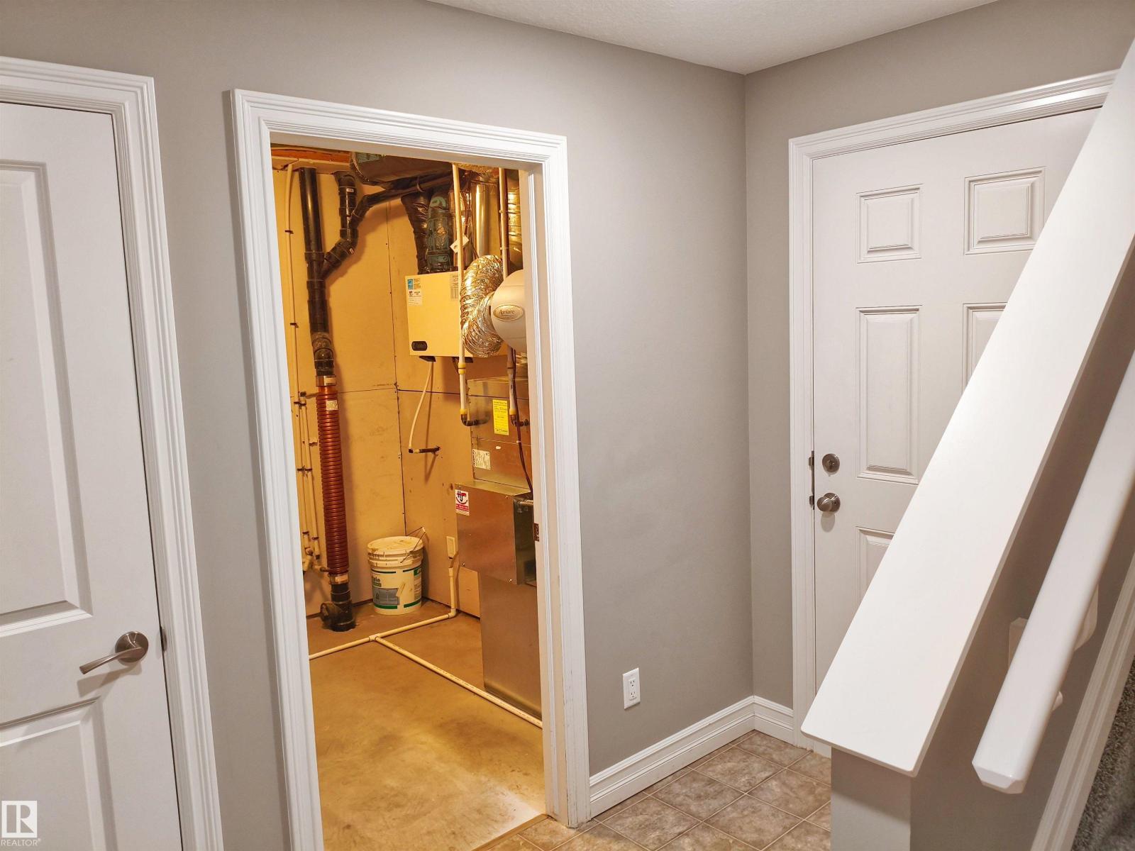 #23 1508 105 ST NW - 20