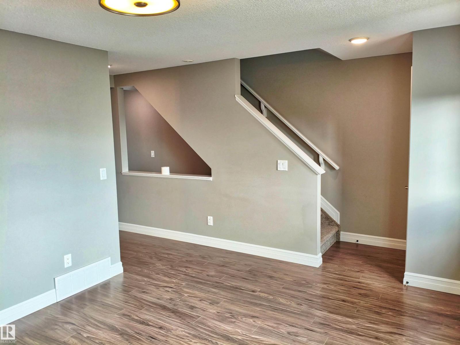 #23 1508 105 ST NW - 7