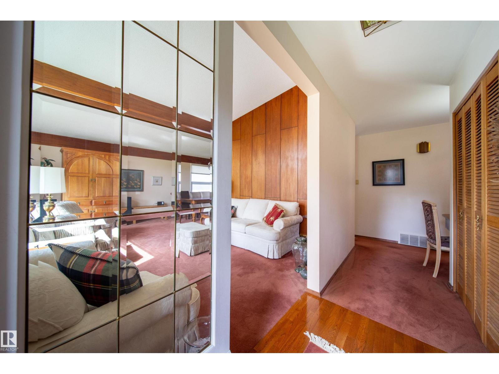 4328 116 ST NW NW - photo 2