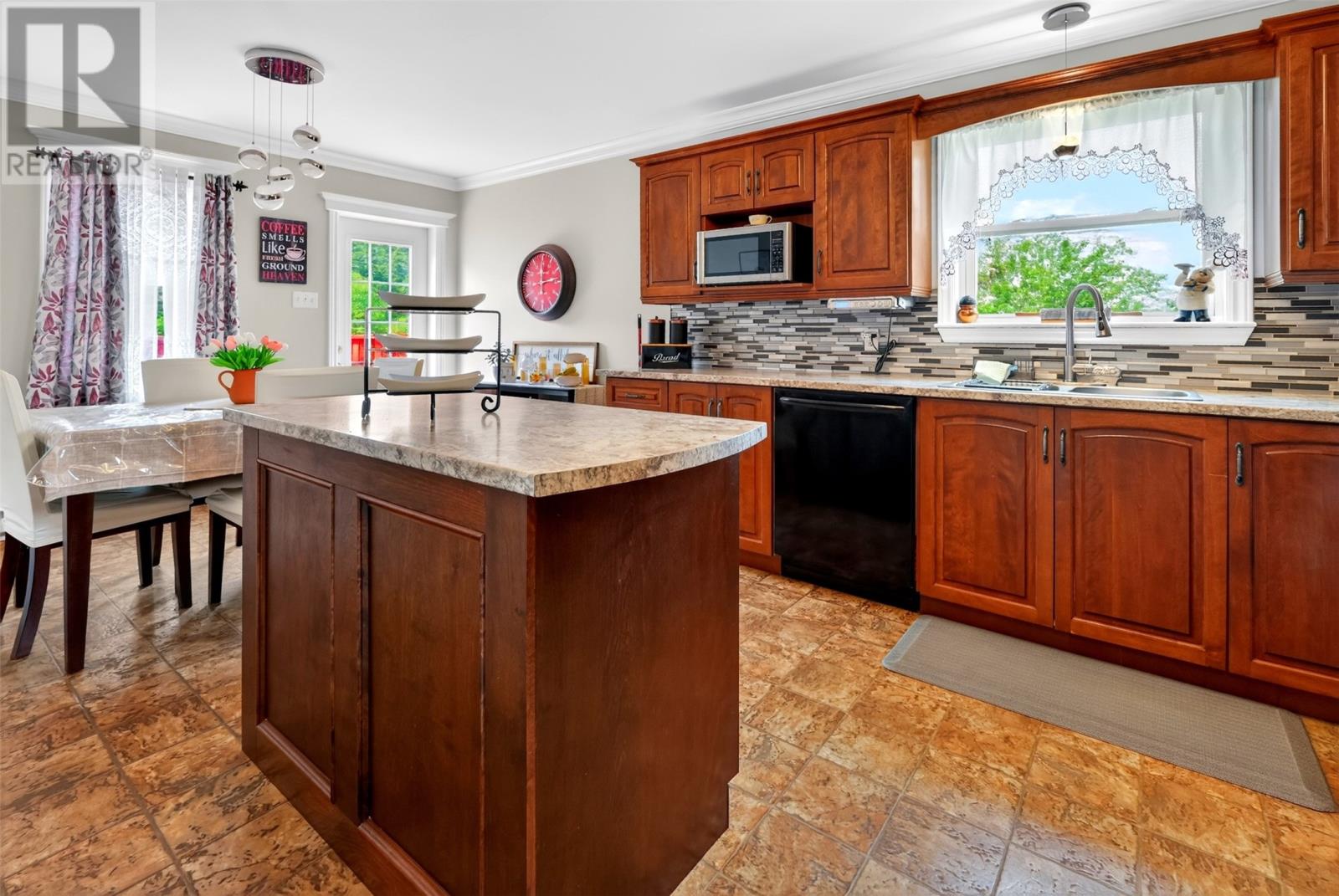 1551 Thorburn Road - 19