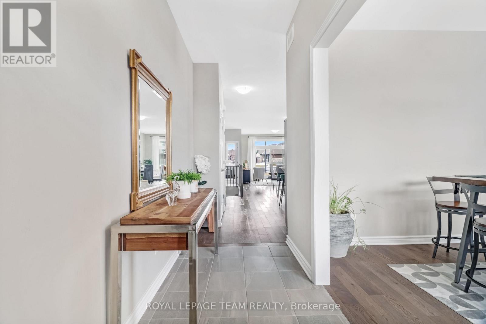20 SEABERT DRIVE, Ottawa. Luxury613. By Peter Sagos - Image 6