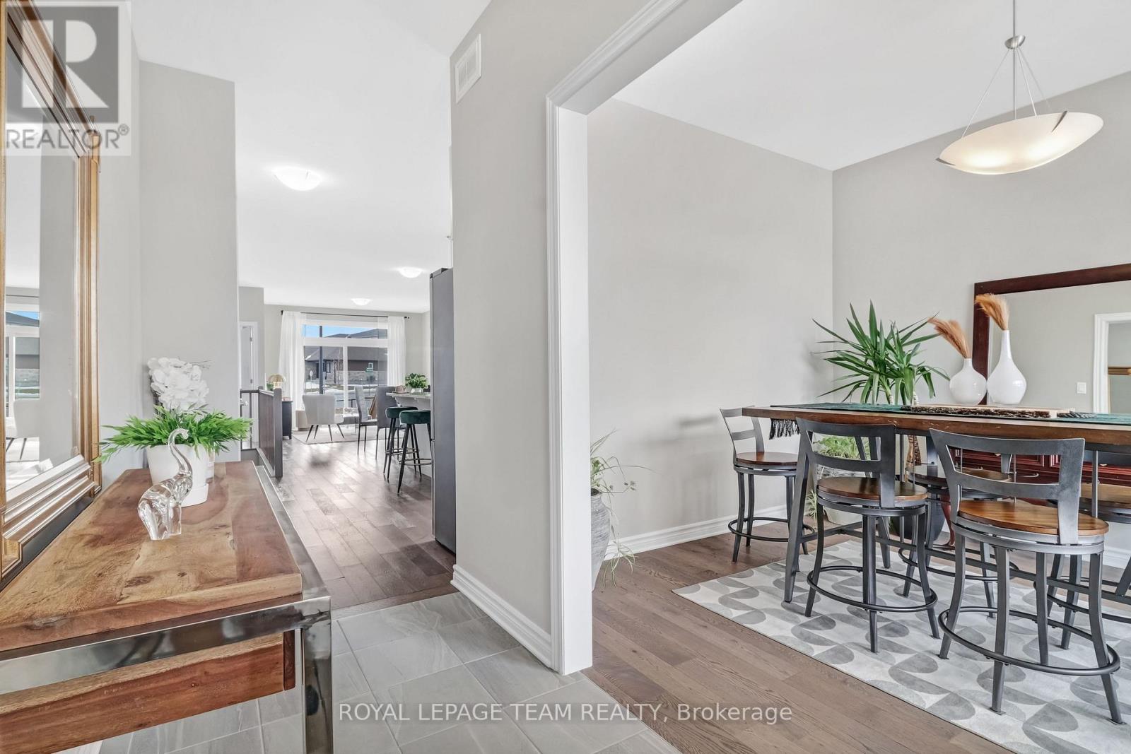 20 SEABERT DRIVE, Ottawa. Luxury613. By Peter Sagos - Image 8