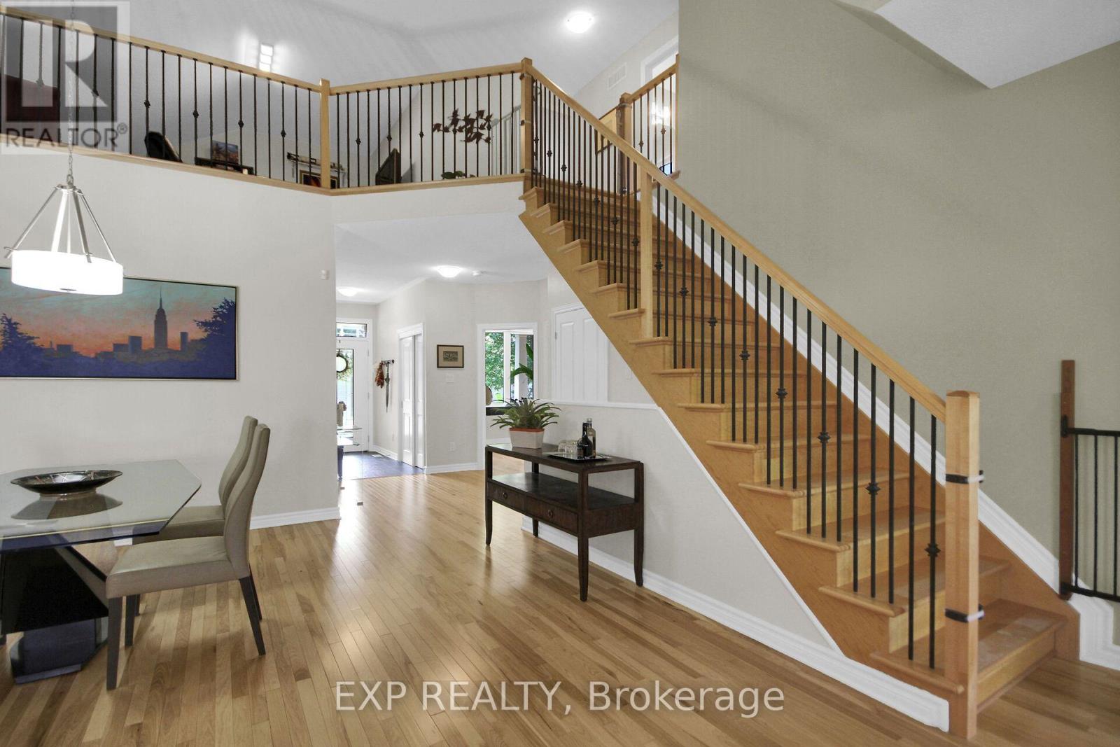 417 CHARING CROSS WAY, Ottawa. Luxury613. By Peter Sagos - Image 29