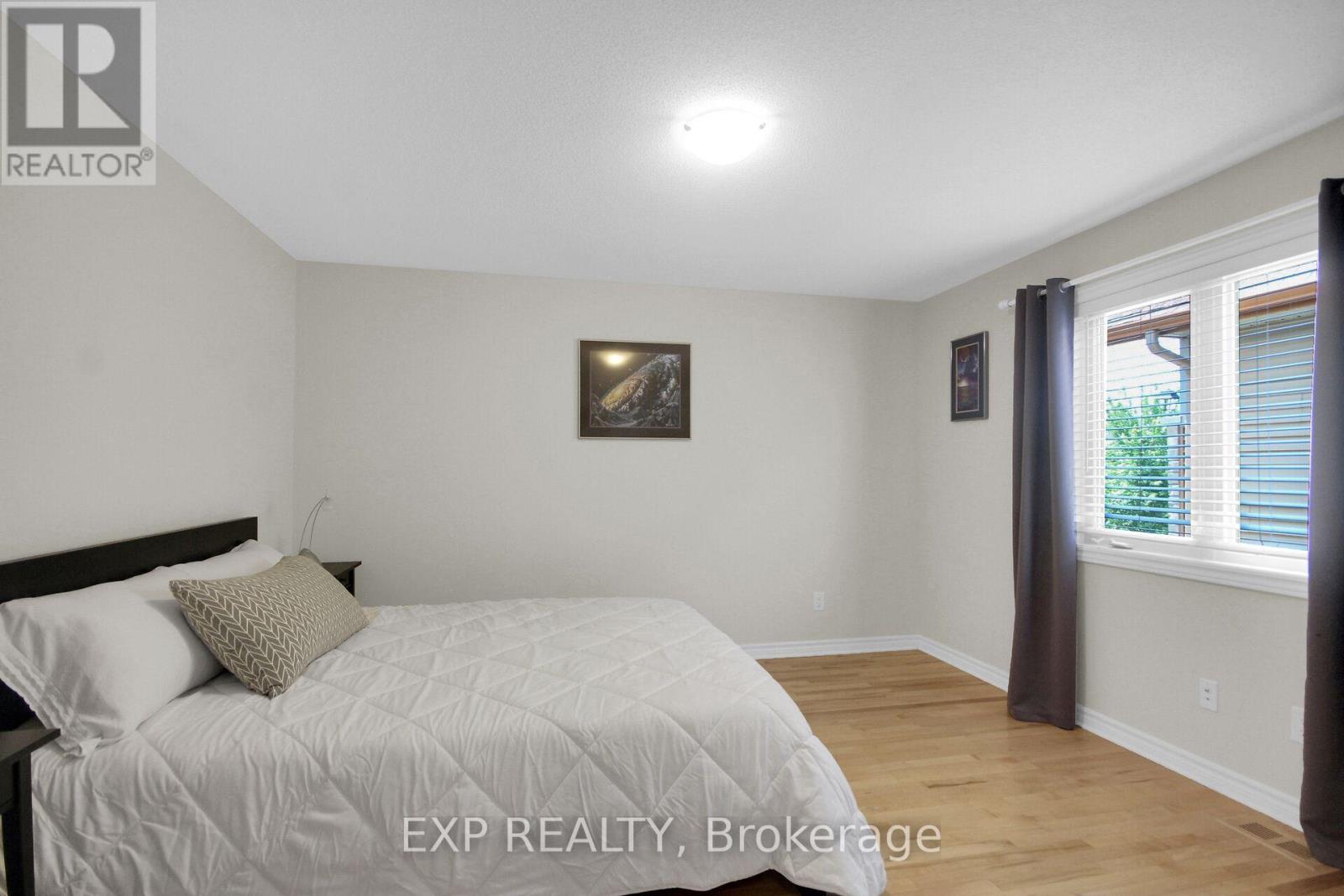 417 CHARING CROSS WAY, Ottawa. Luxury613. By Peter Sagos - Image 34