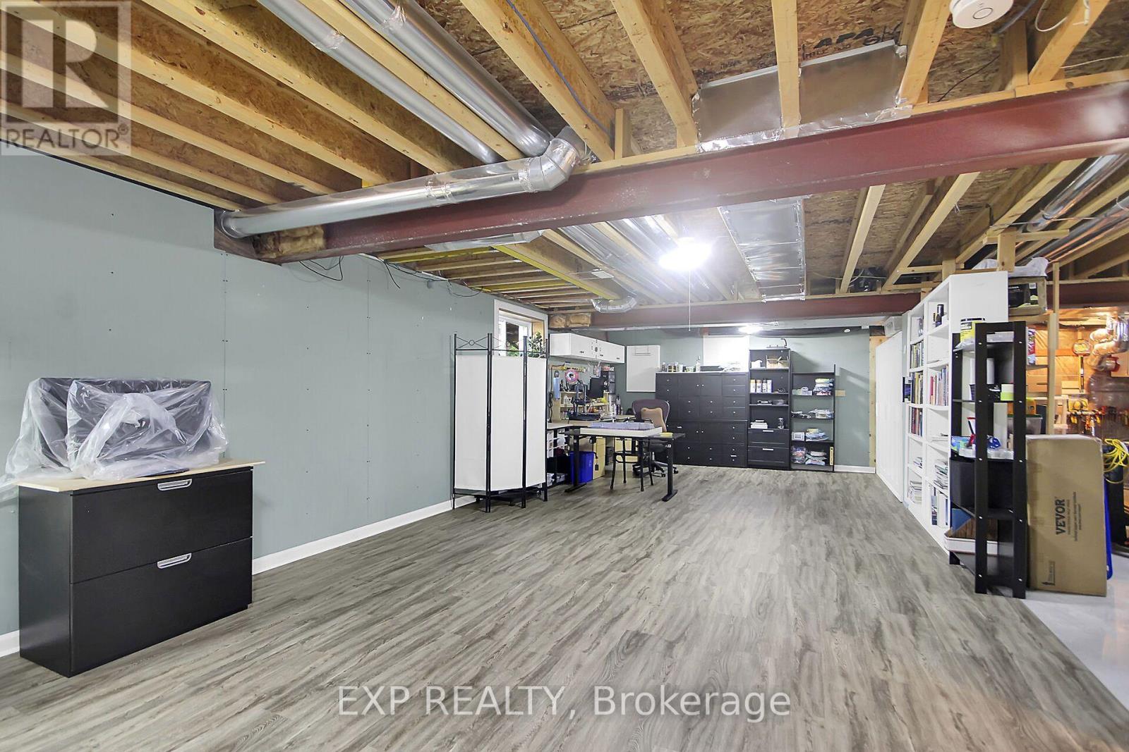 417 CHARING CROSS WAY, Ottawa. Luxury613. By Peter Sagos - Image 39
