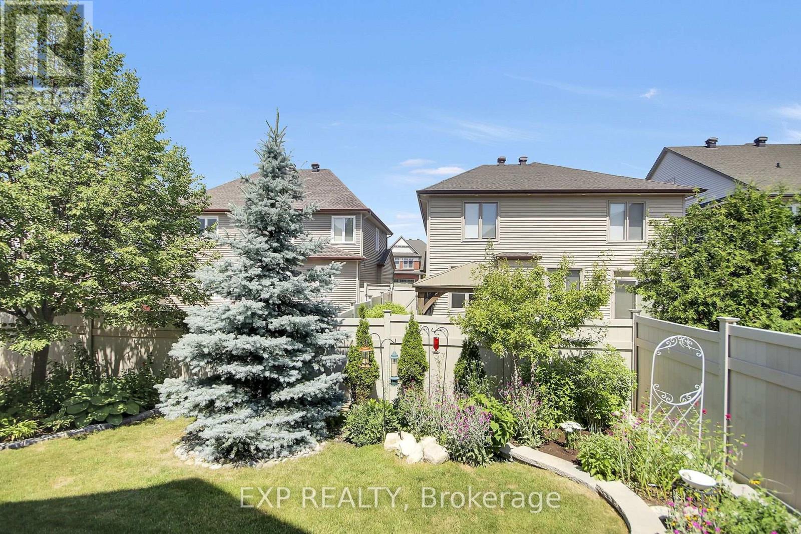 417 CHARING CROSS WAY, Ottawa. Luxury613. By Peter Sagos - Image 42