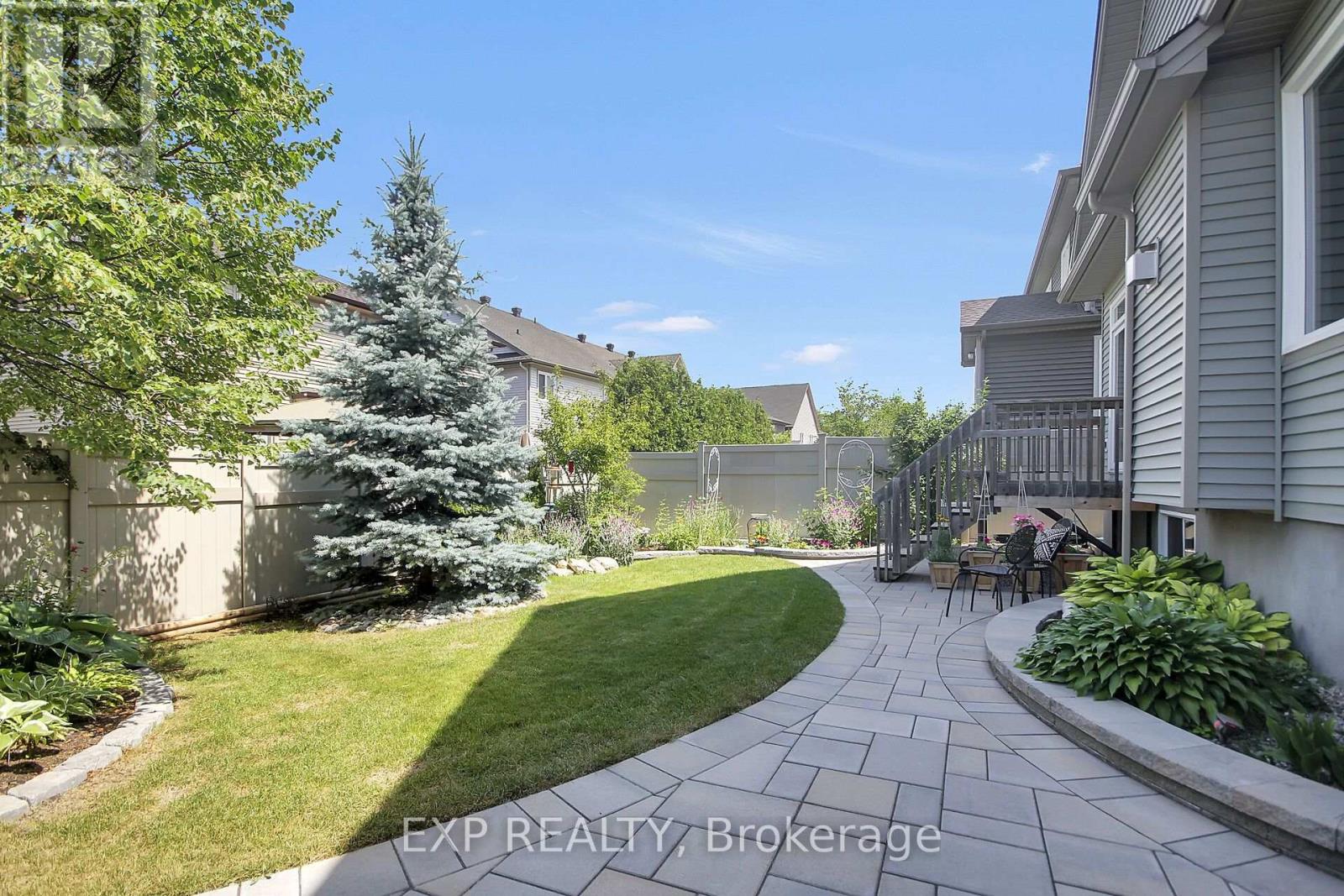 417 CHARING CROSS WAY, Ottawa. Luxury613. By Peter Sagos - Image 45