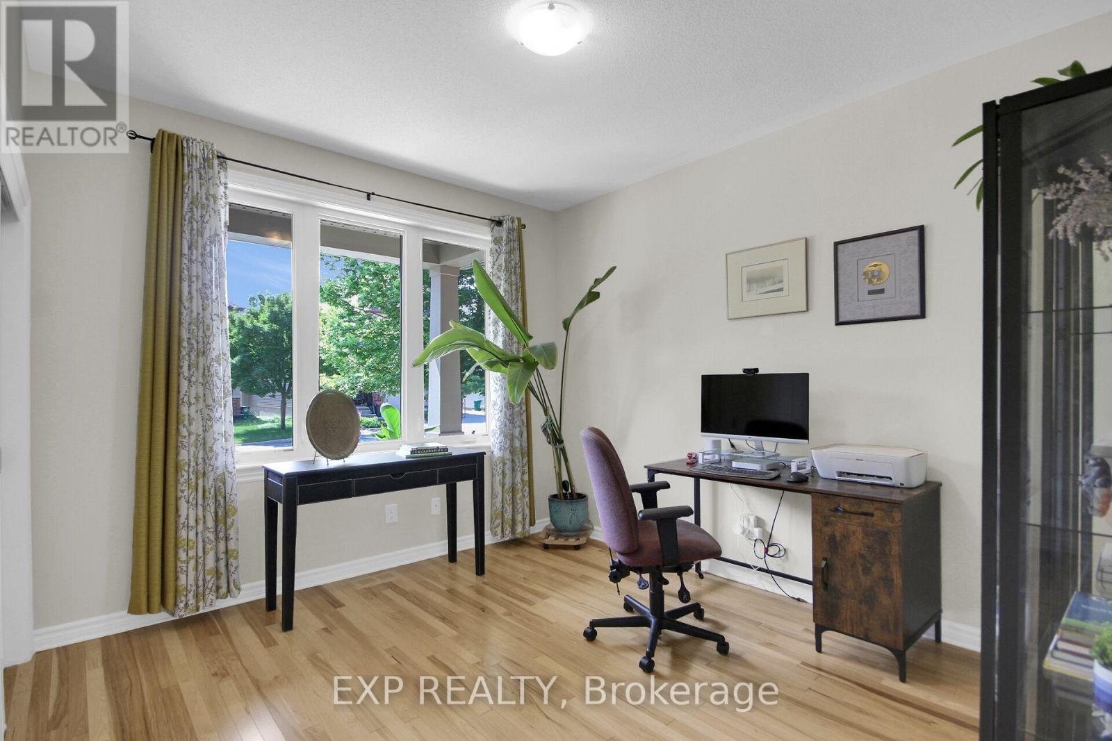 417 CHARING CROSS WAY, Ottawa. Luxury613. By Peter Sagos - Image 7