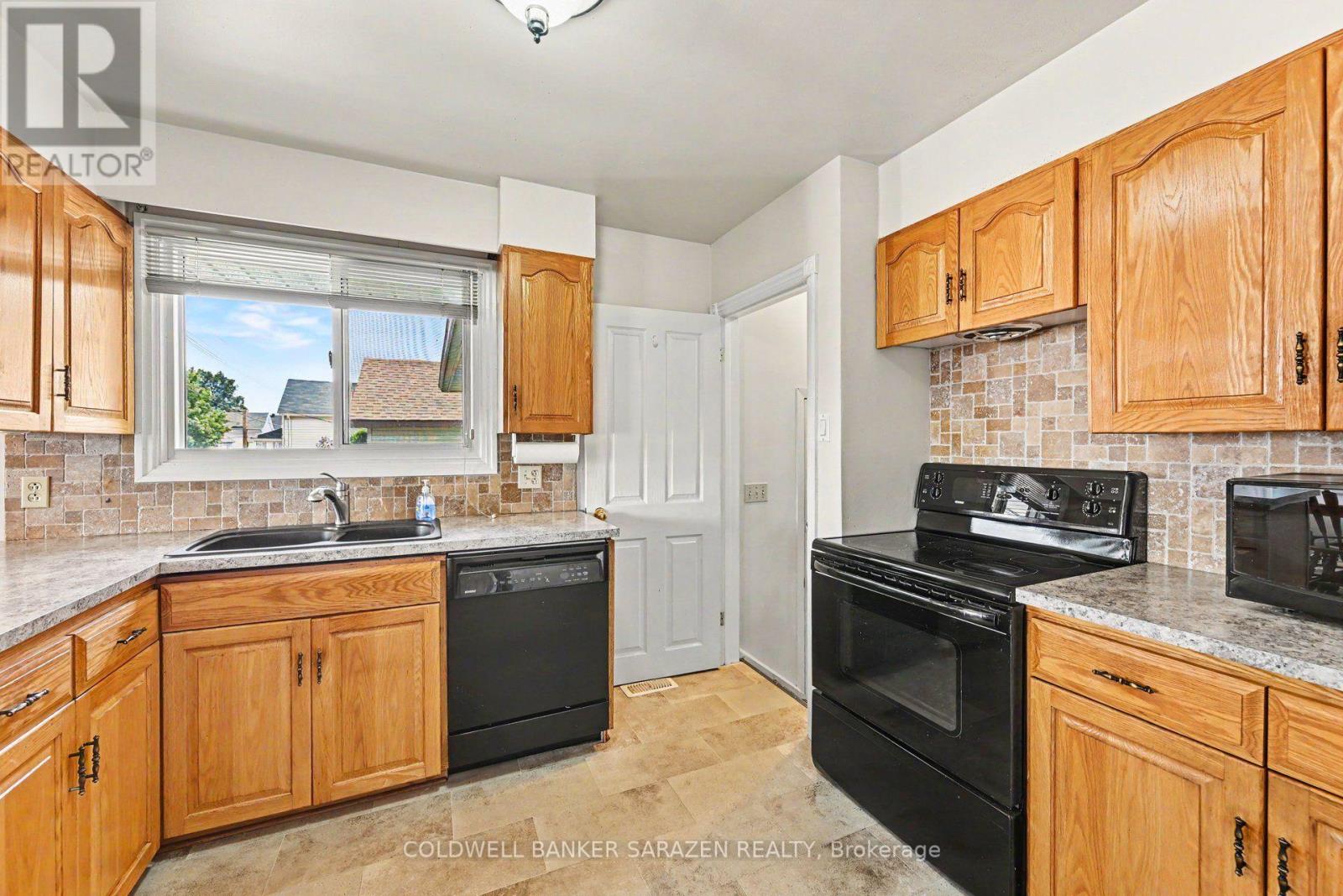 68 TIERNEY STREET S - 15