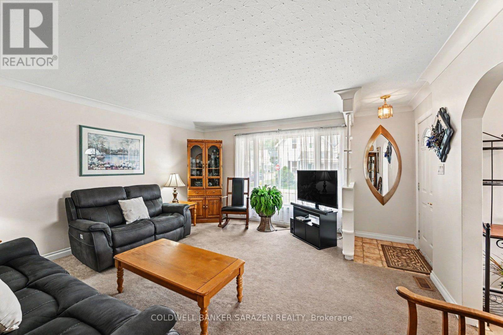 68 TIERNEY STREET S - 7