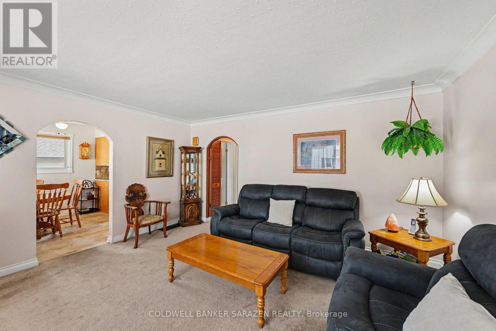 68 TIERNEY STREET S - 9