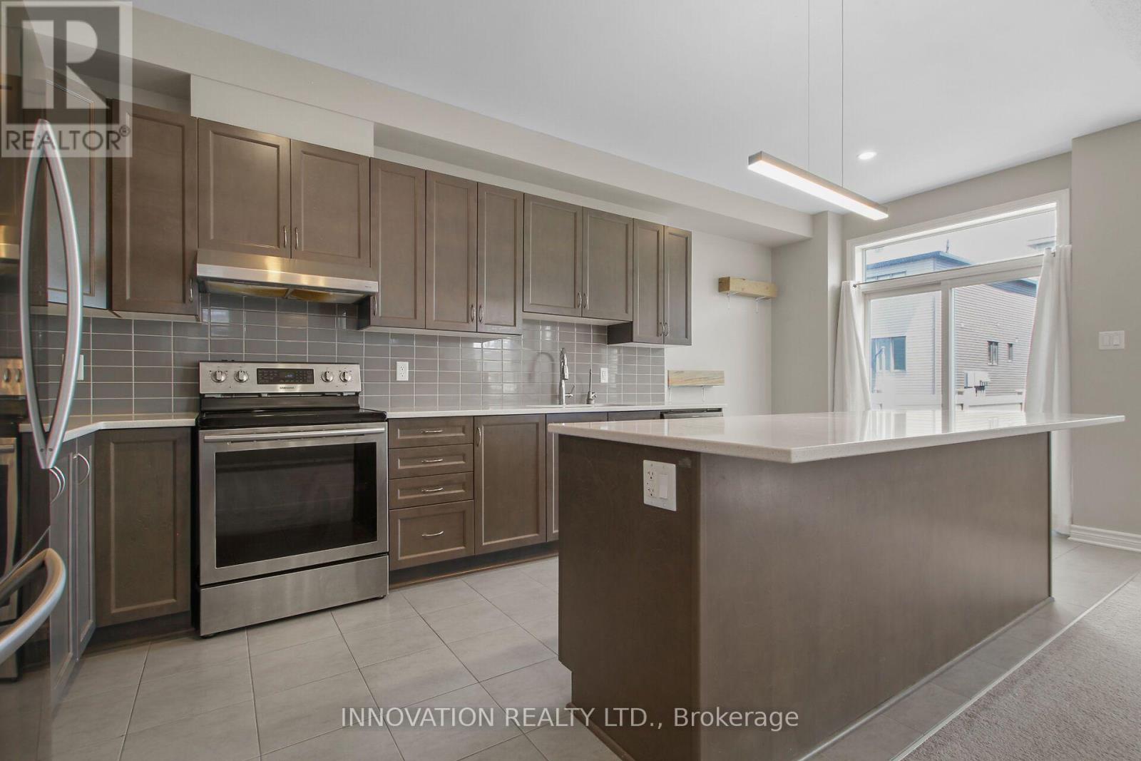 210 BANDELIER WAY - 11