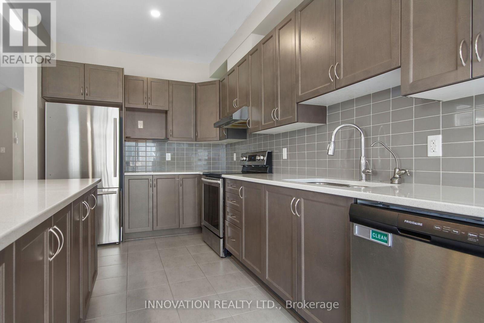 210 BANDELIER WAY - 12