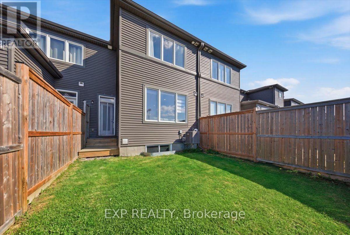 92 RIDDELL STREET, Ottawa. Luxury613. By Peter Sagos - Image 22