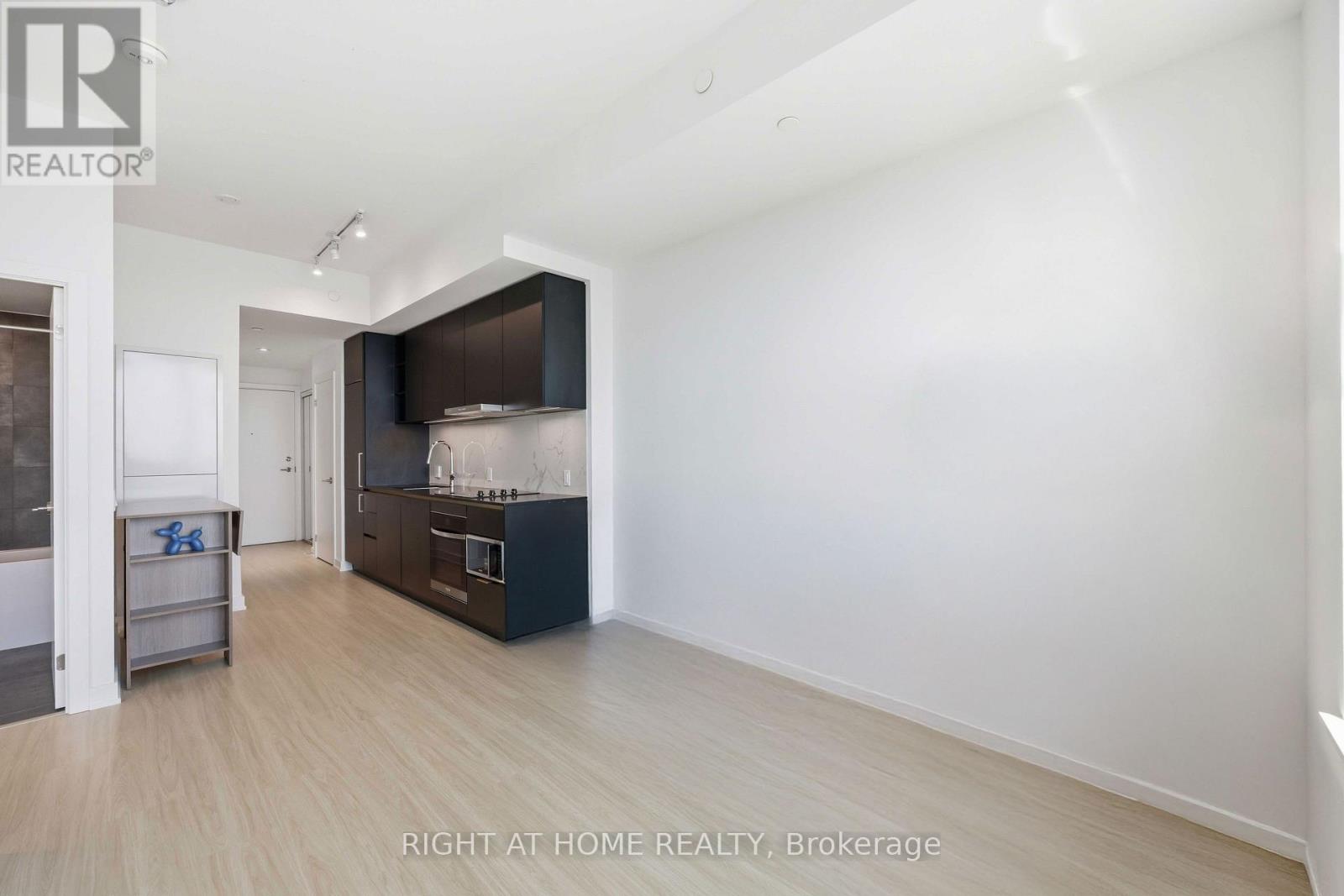 #5110 8 WELLESLEY STREET W - 15