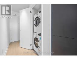 5110 - 8 Wellesley Street W, Toronto, ON M4Y0J5 Photo 11