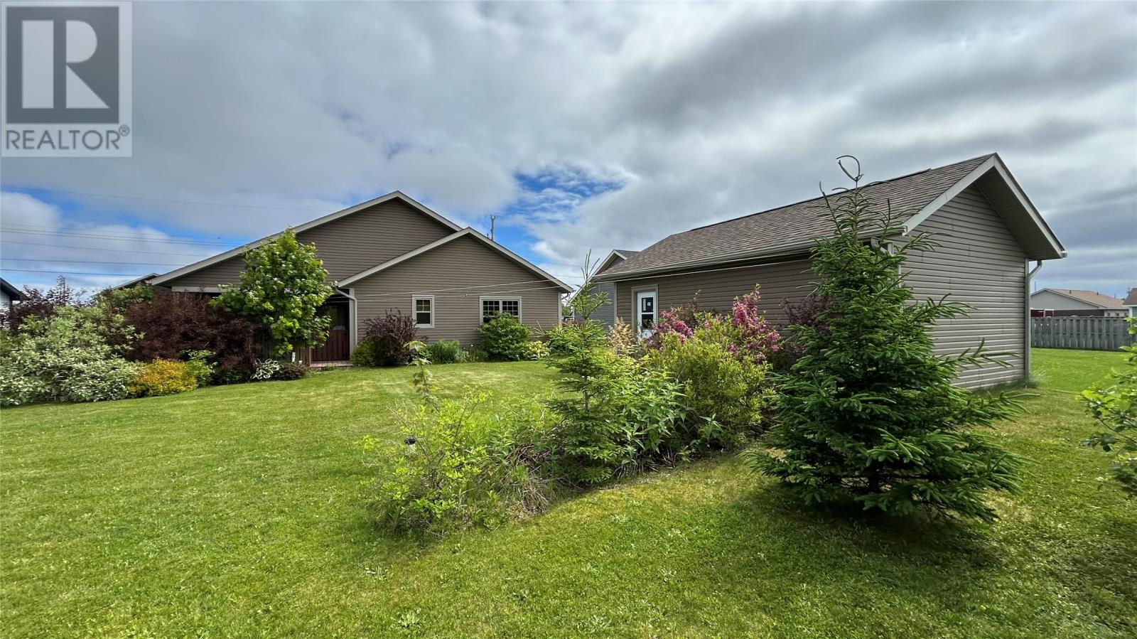 11 PELLEY Drive - Image 28