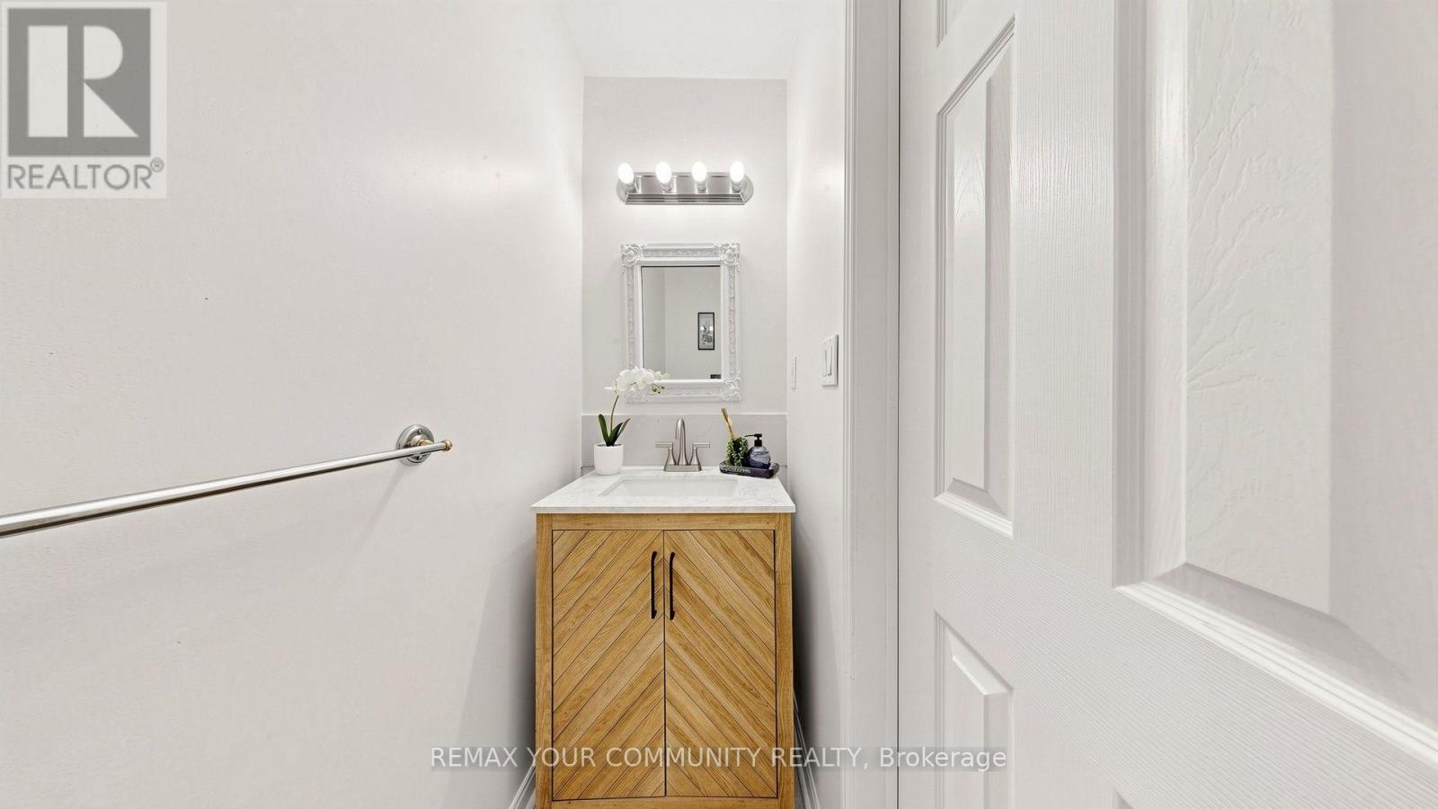 276 CURREY CRESCENT - 21