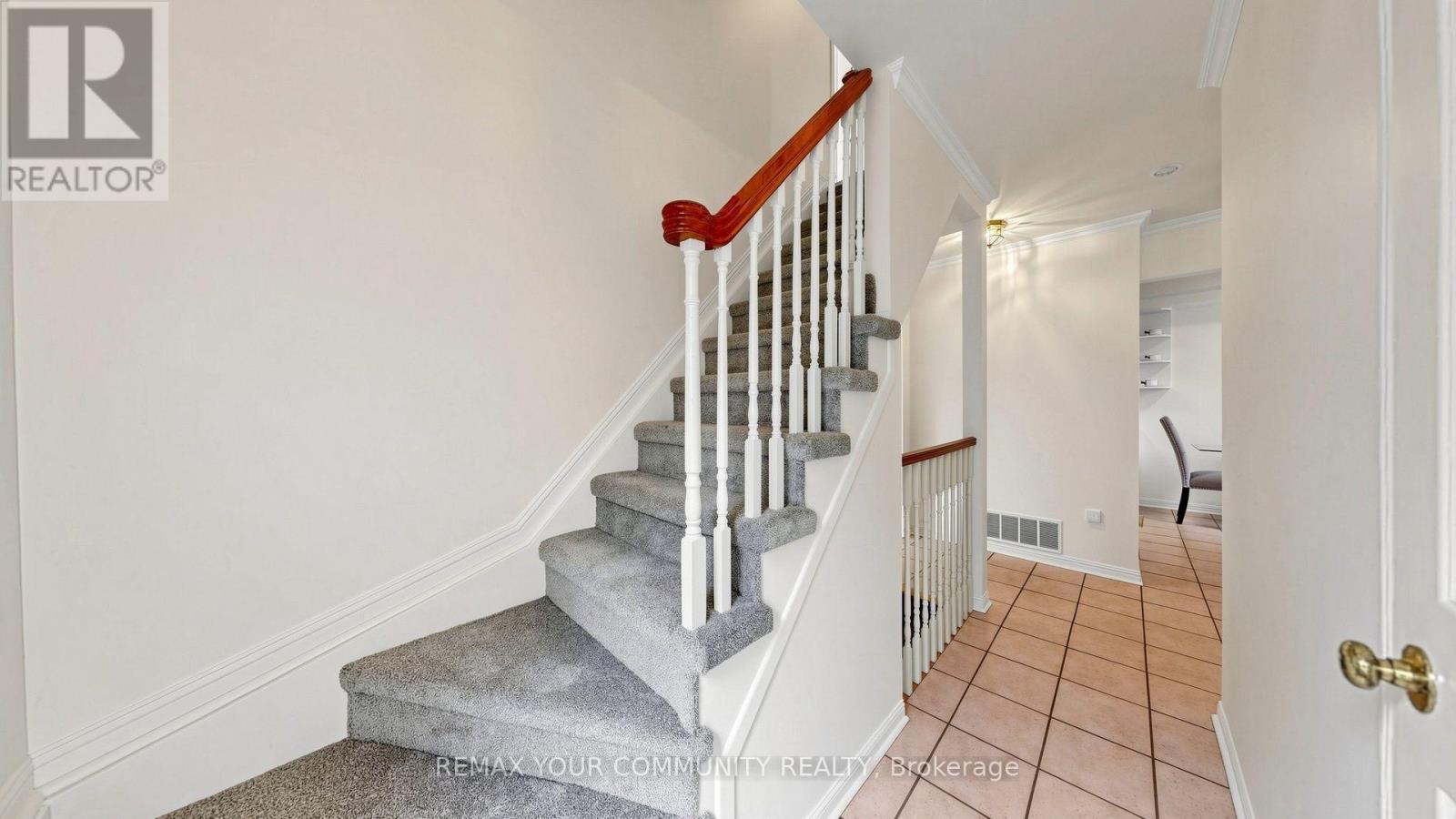 276 CURREY CRESCENT - 22