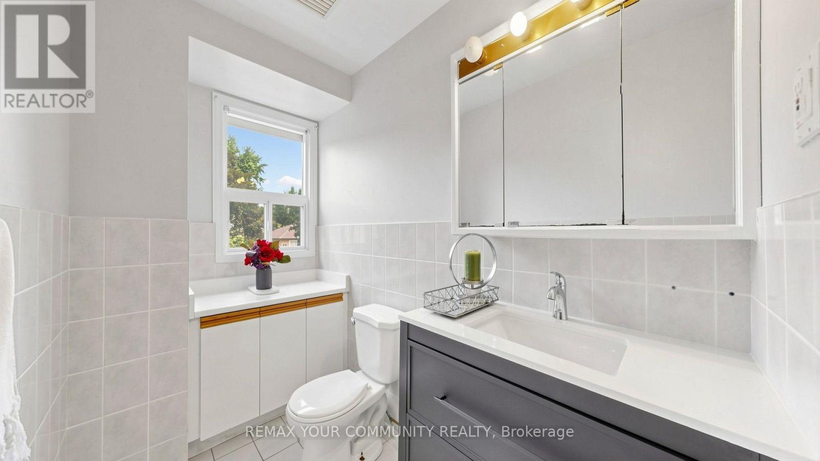 276 CURREY CRESCENT - 26