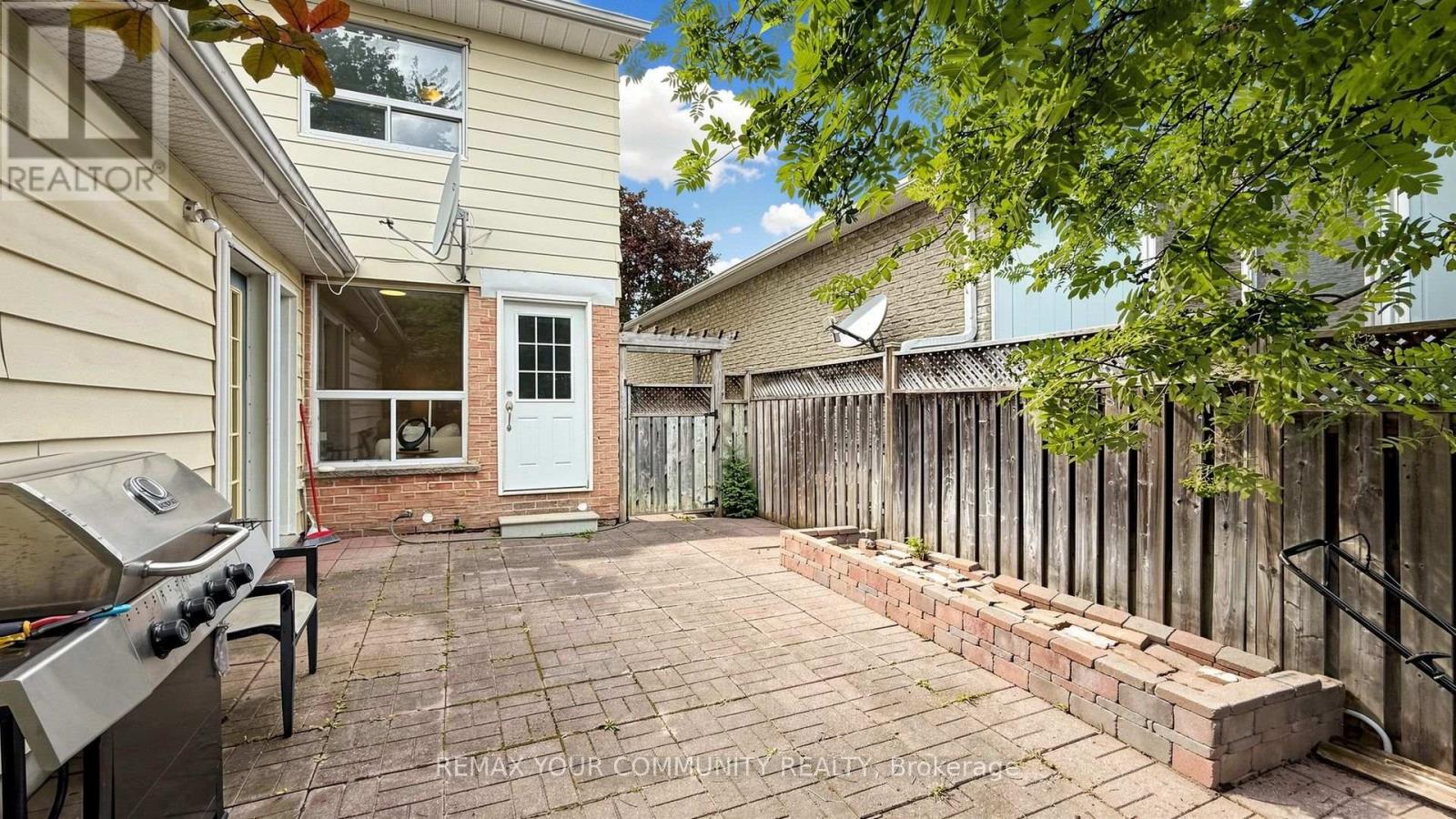 276 CURREY CRESCENT - 42