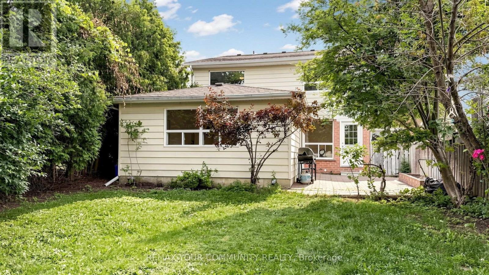 276 CURREY CRESCENT - 47