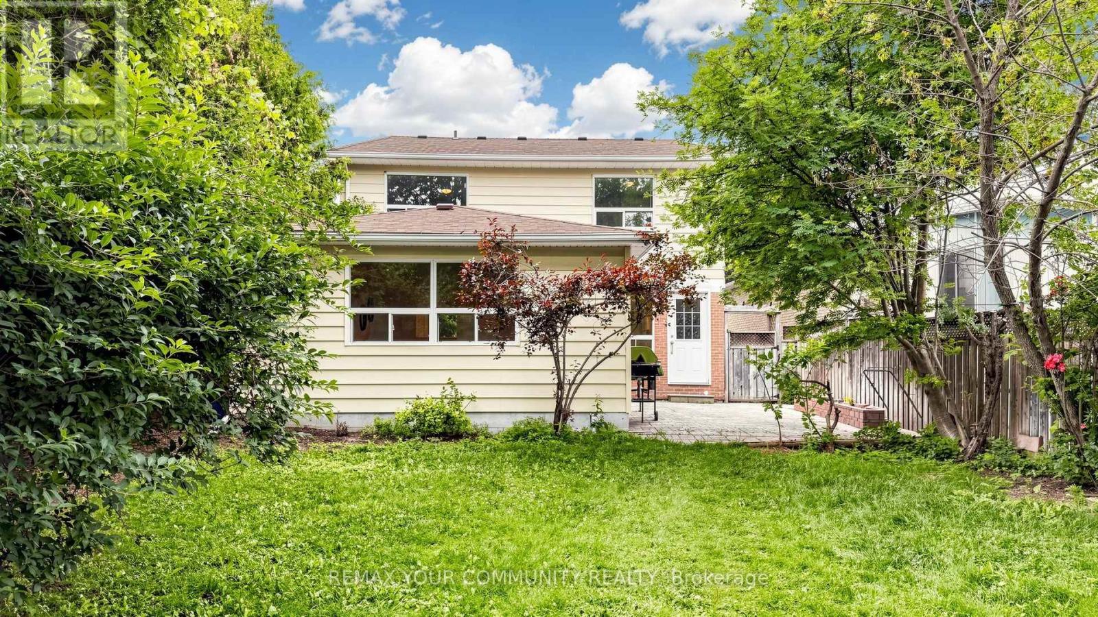 276 CURREY CRESCENT - 48