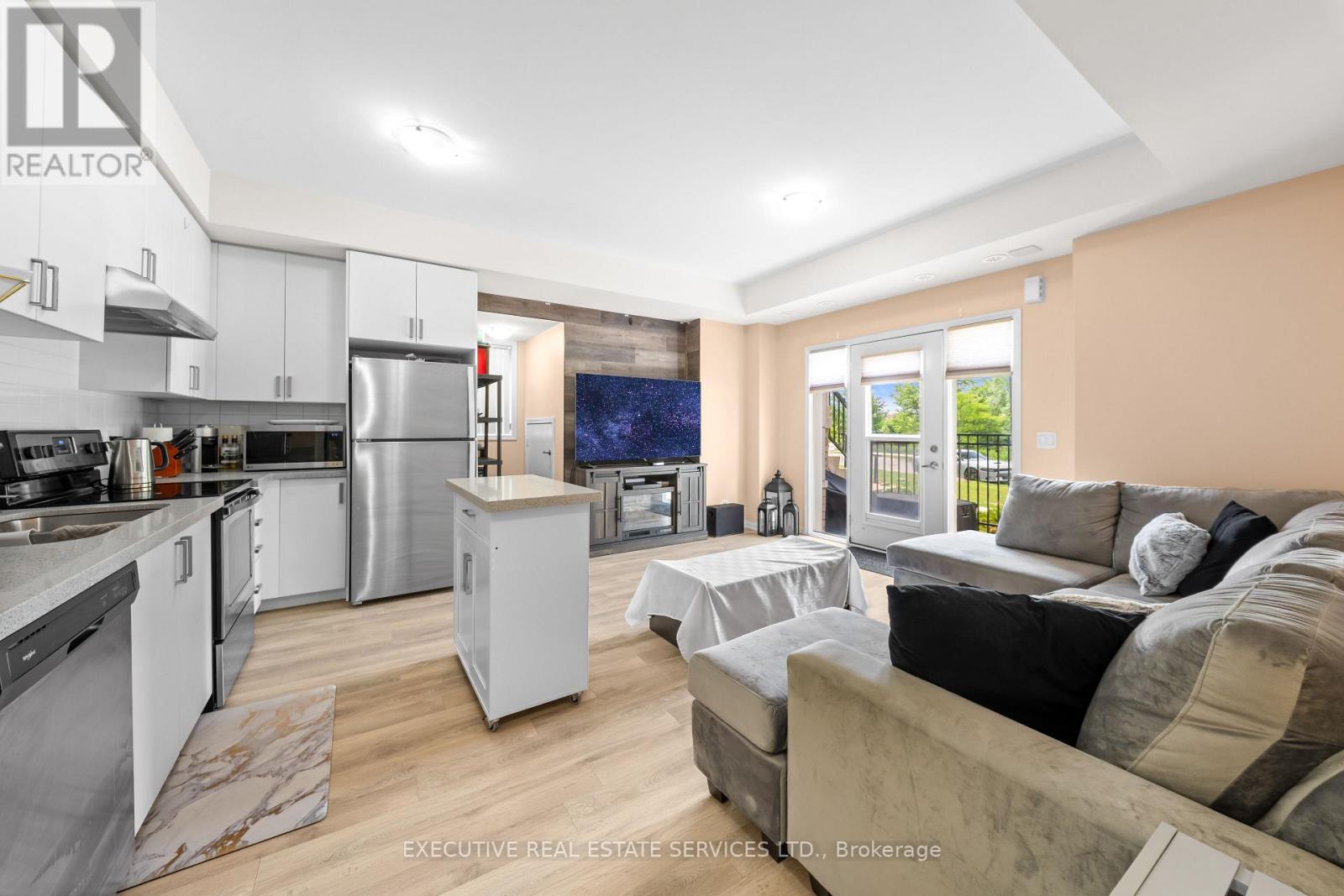 #95 1 BECKENROSE COURT - 12