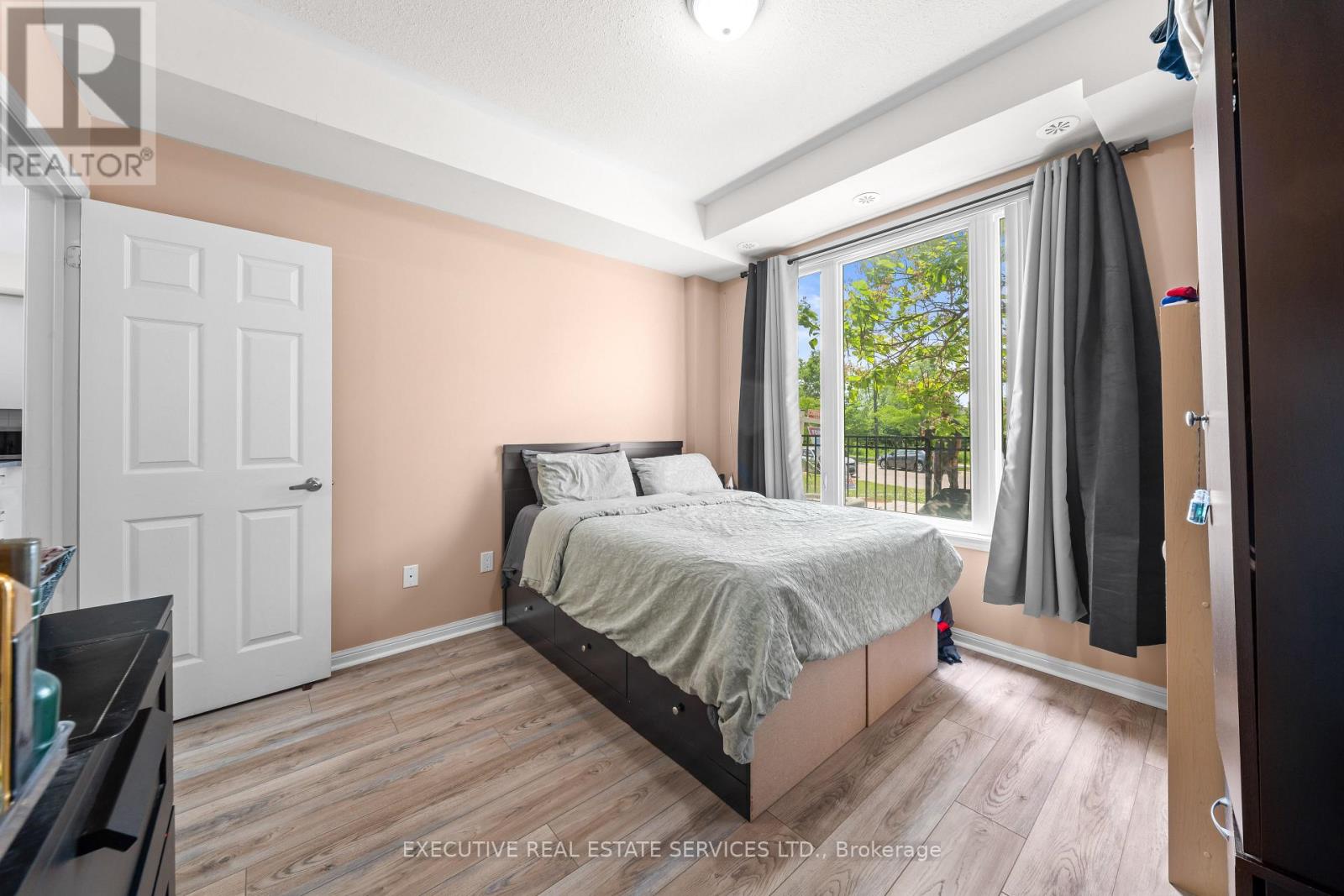 #95 1 BECKENROSE COURT - 18