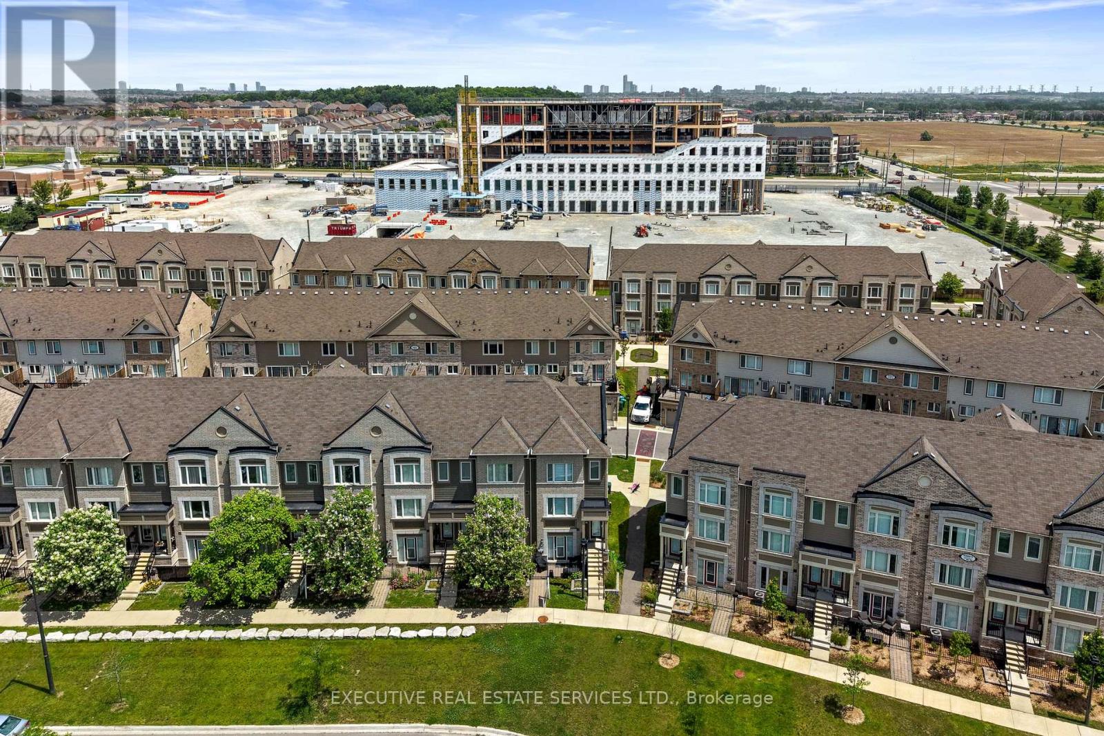 #95 1 BECKENROSE COURT - 22