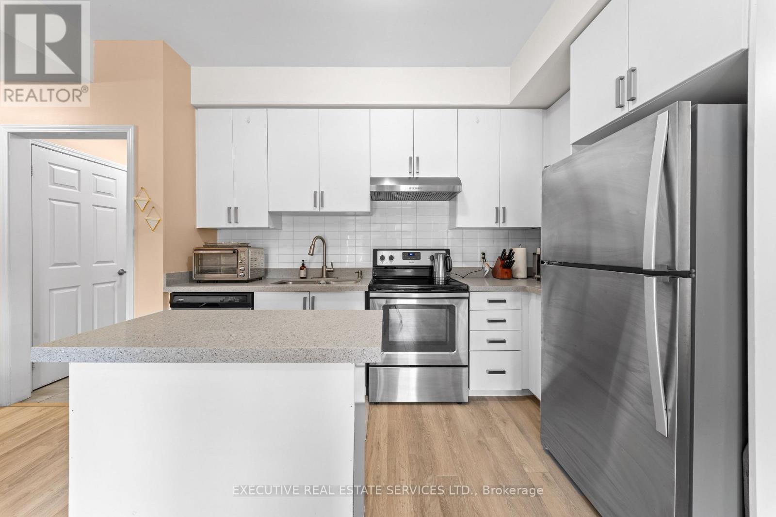 #95 1 BECKENROSE COURT - 9