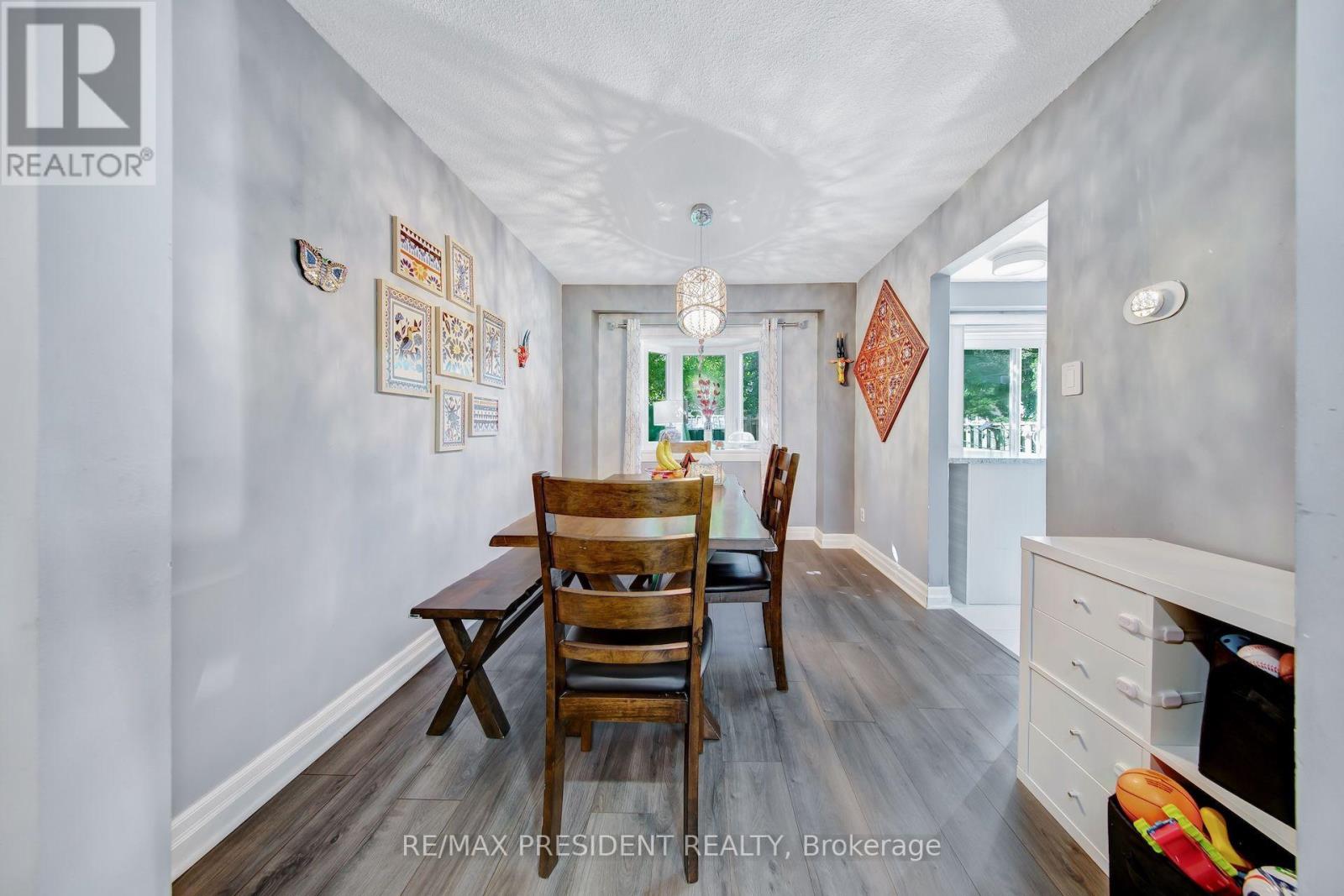 #9 7080 COPENHAGEN ROAD - Image 6
