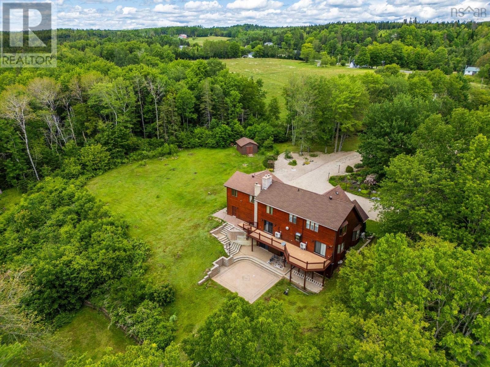 183 New Russell Road - 22