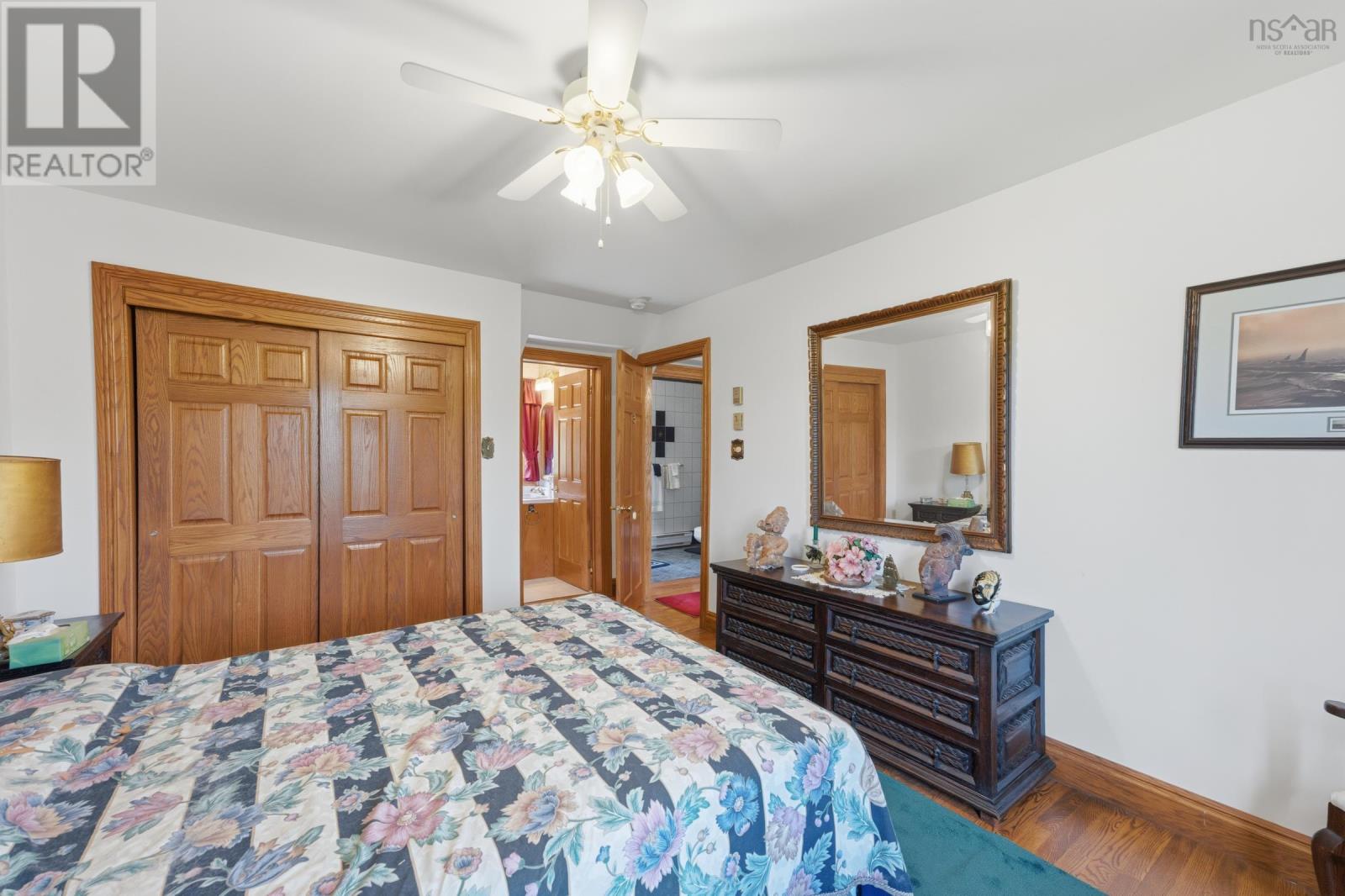 183 New Russell Road - 42