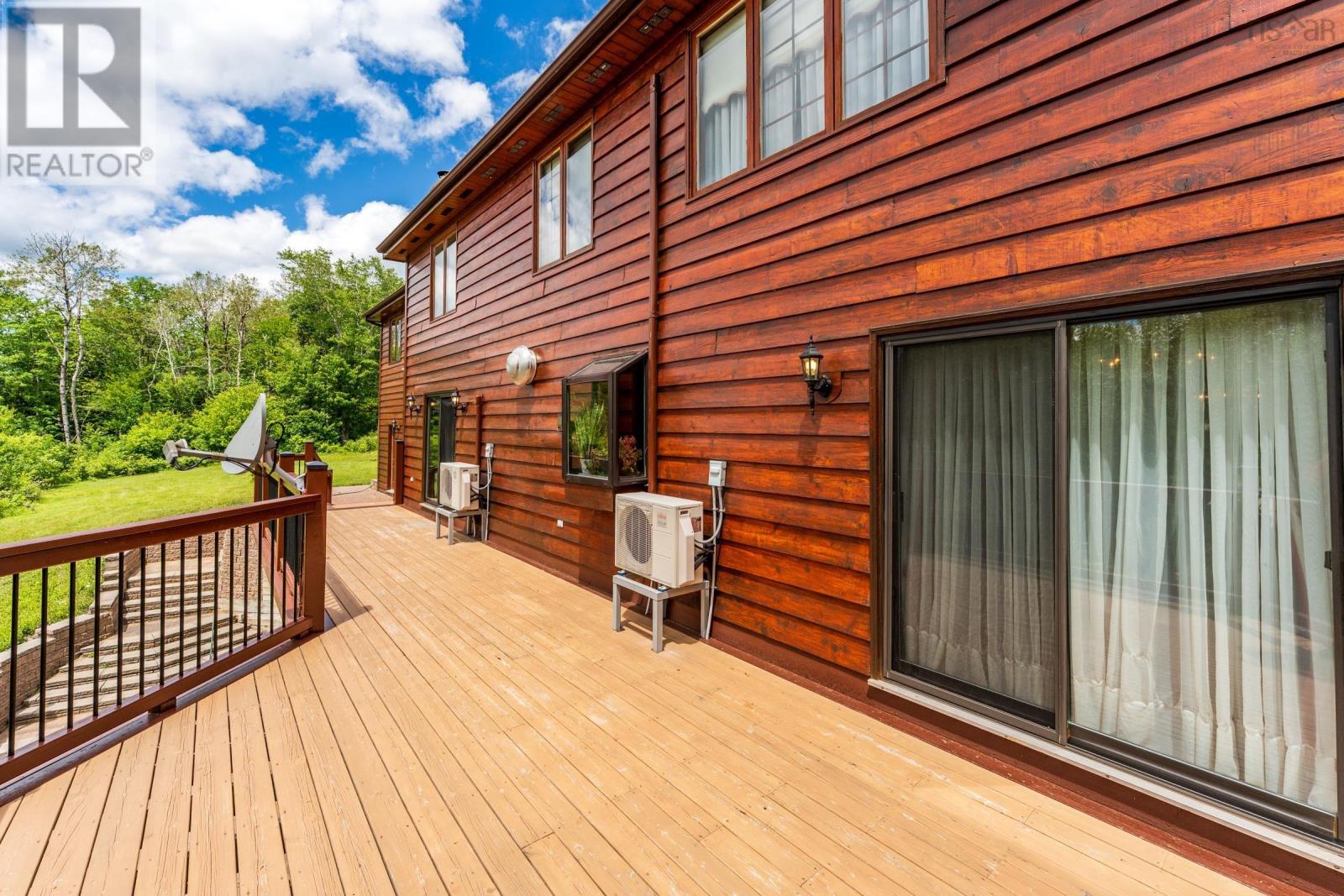 183 New Russell Road - 8