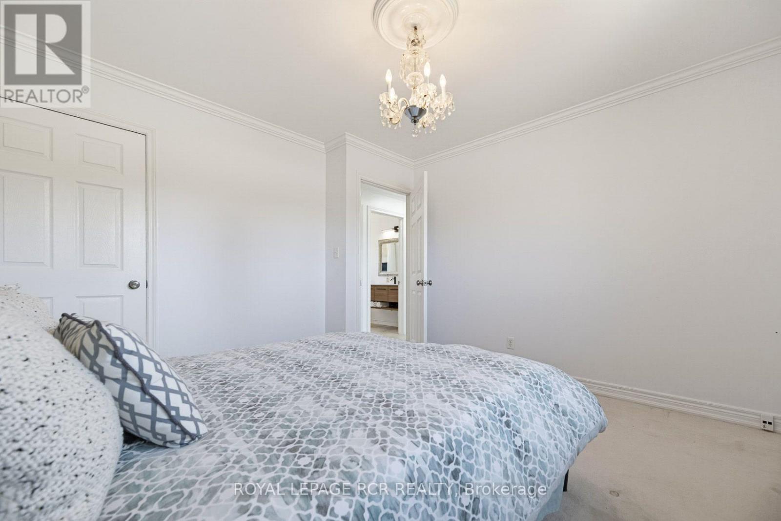 13 MCDOWELL STREET - Image 24