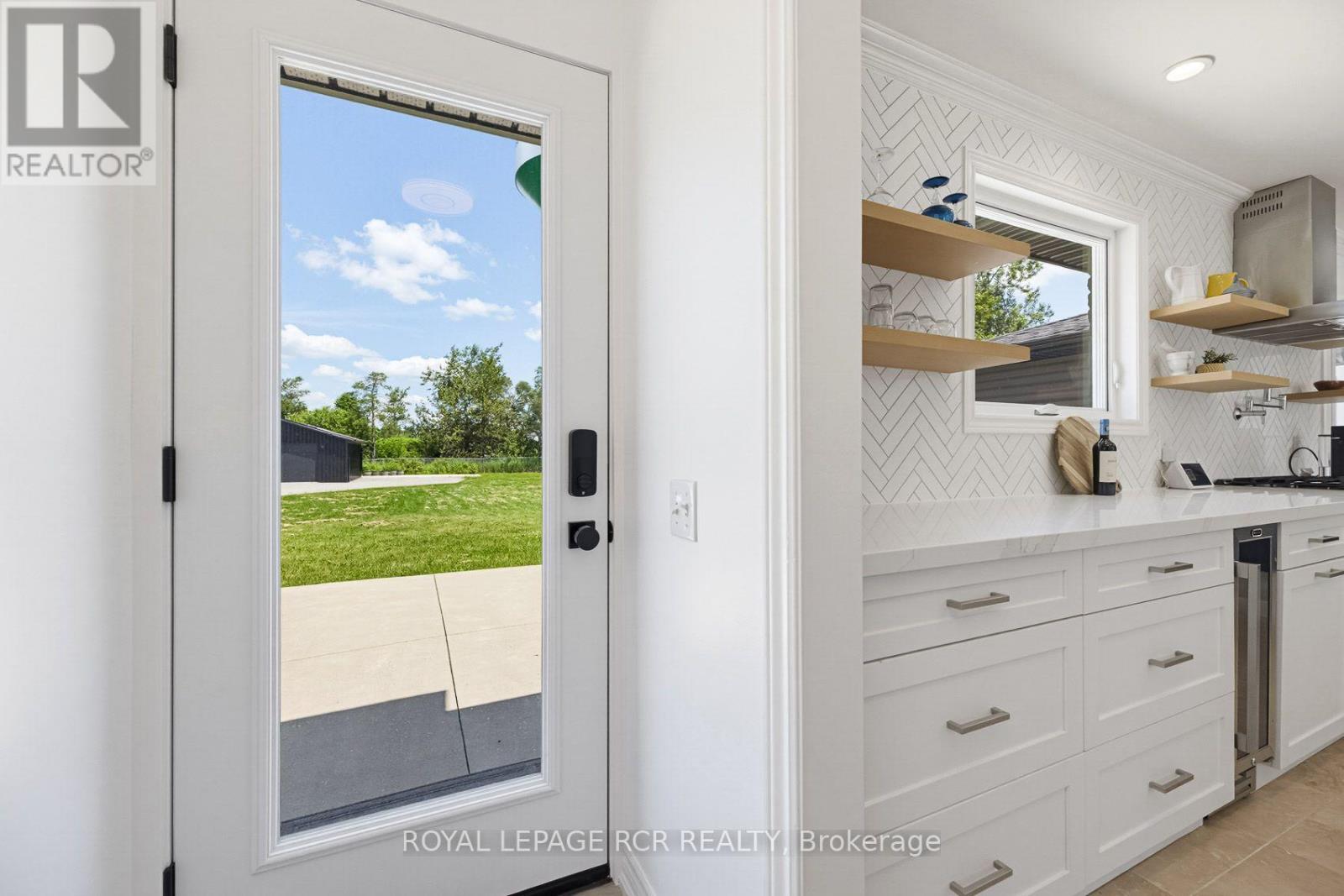 13 MCDOWELL STREET - Image 30