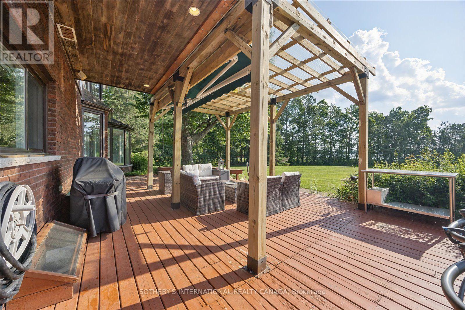 1515 HAWKSWOOD DRIVE - 33