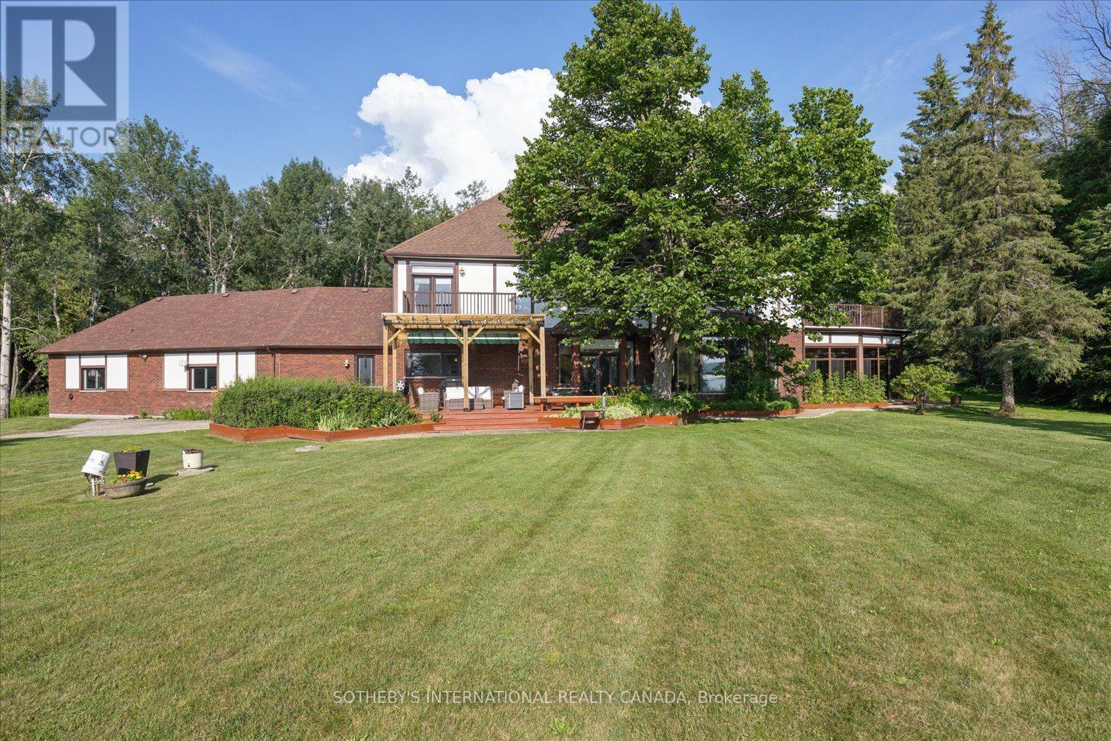 1515 HAWKSWOOD DRIVE - 36