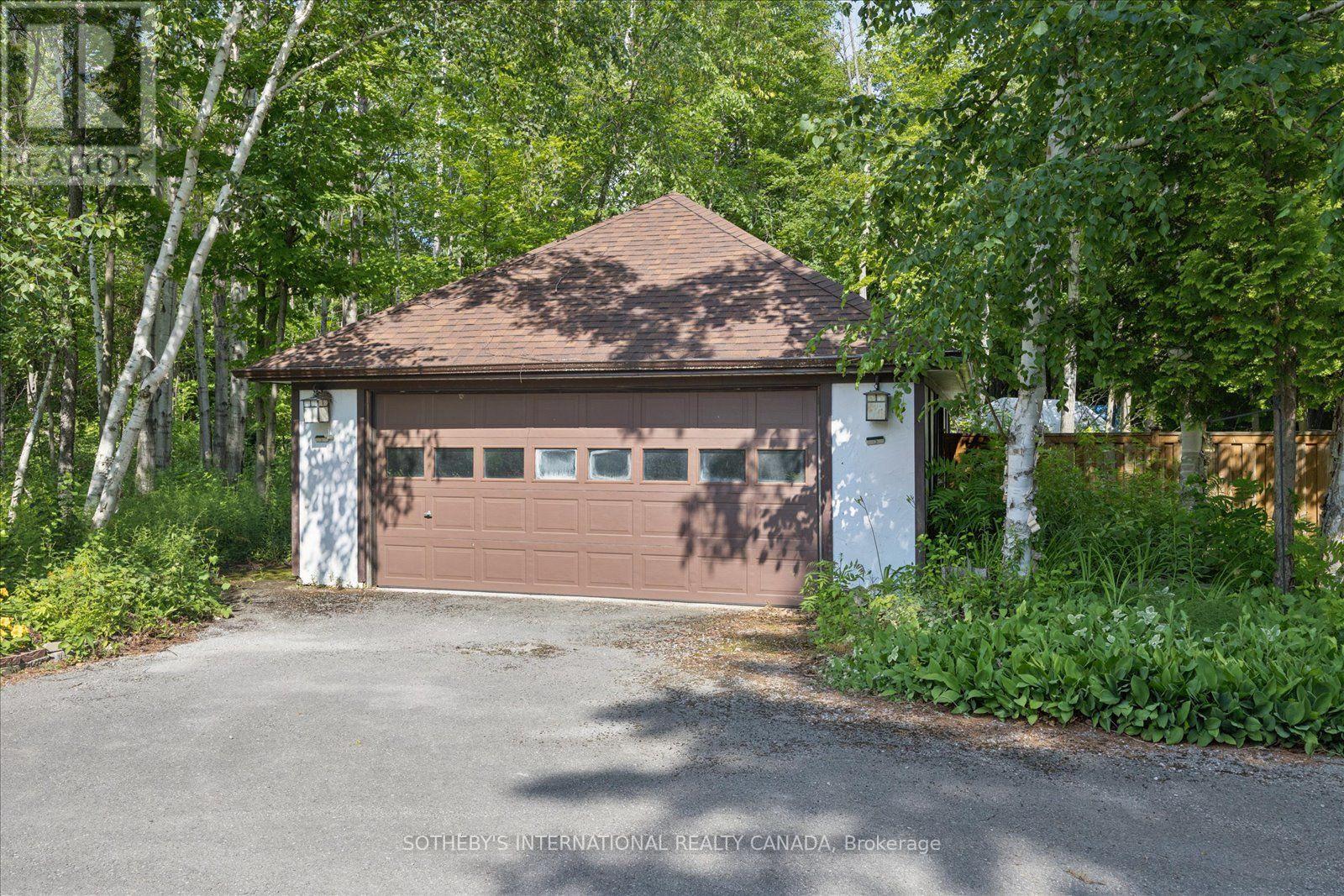 1515 HAWKSWOOD DRIVE - 49