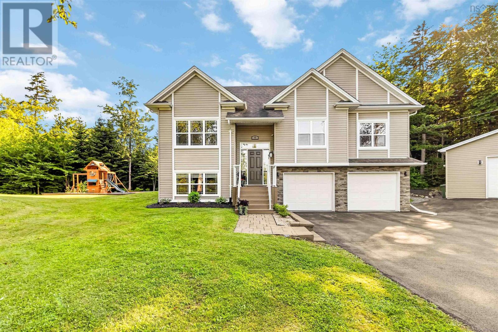 Property 41 of 43 of 55 Jadry Court