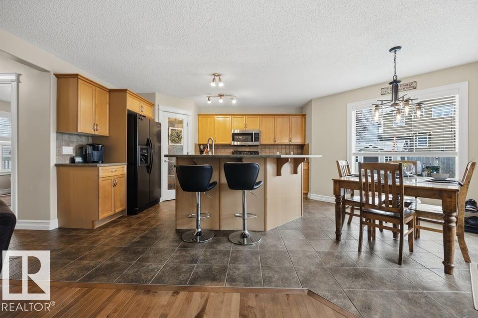 1028 APPLETON PT — photo 24