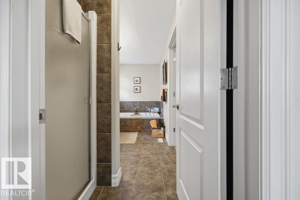 1028 APPLETON PT — photo 46