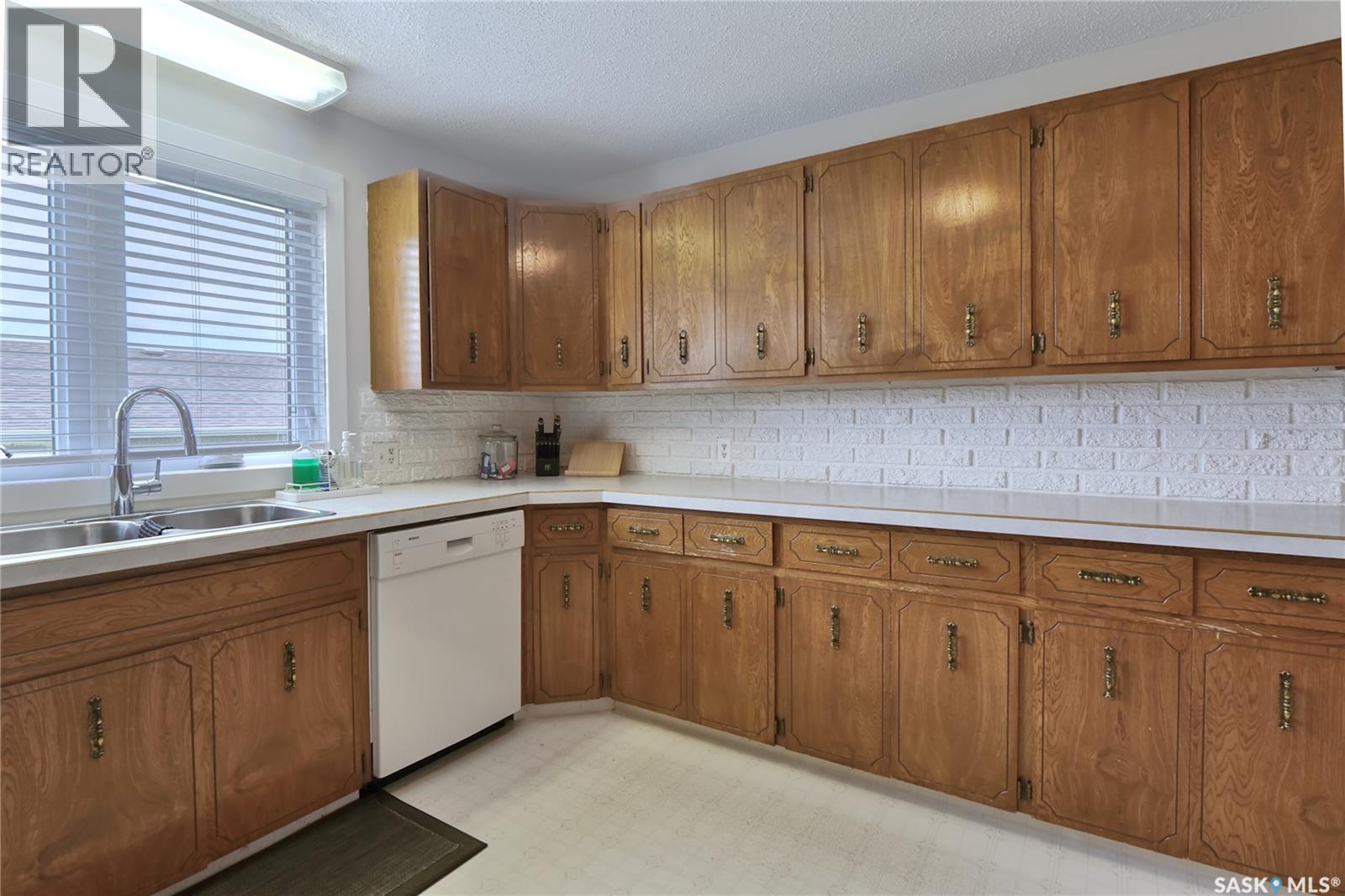 5 Shaw PLACE — photo 8